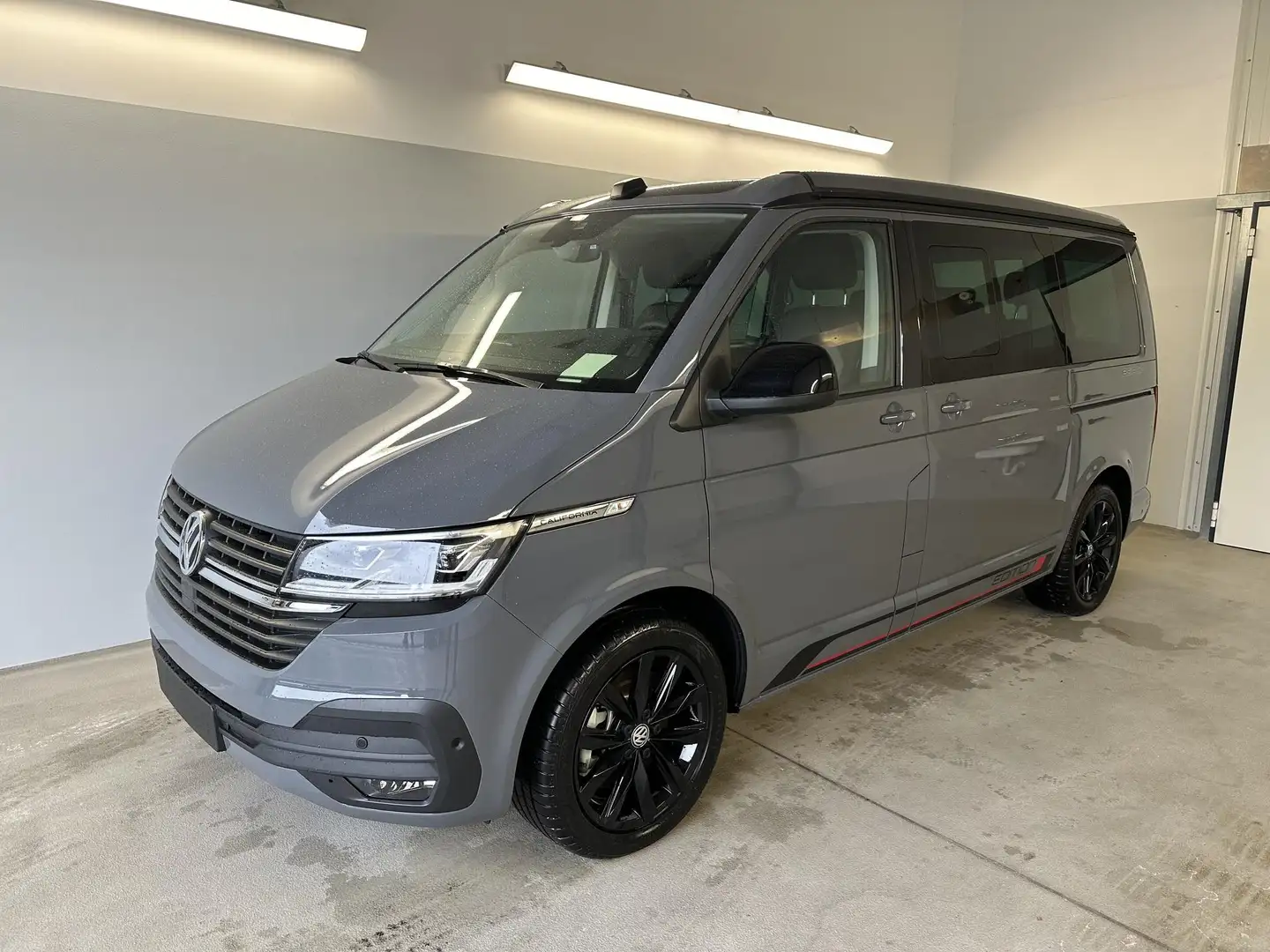 Volkswagen T6.1 California 6.1 Beach Tour Edition 204PS DSG DCC+Navi+STHZ ... Grey - 1