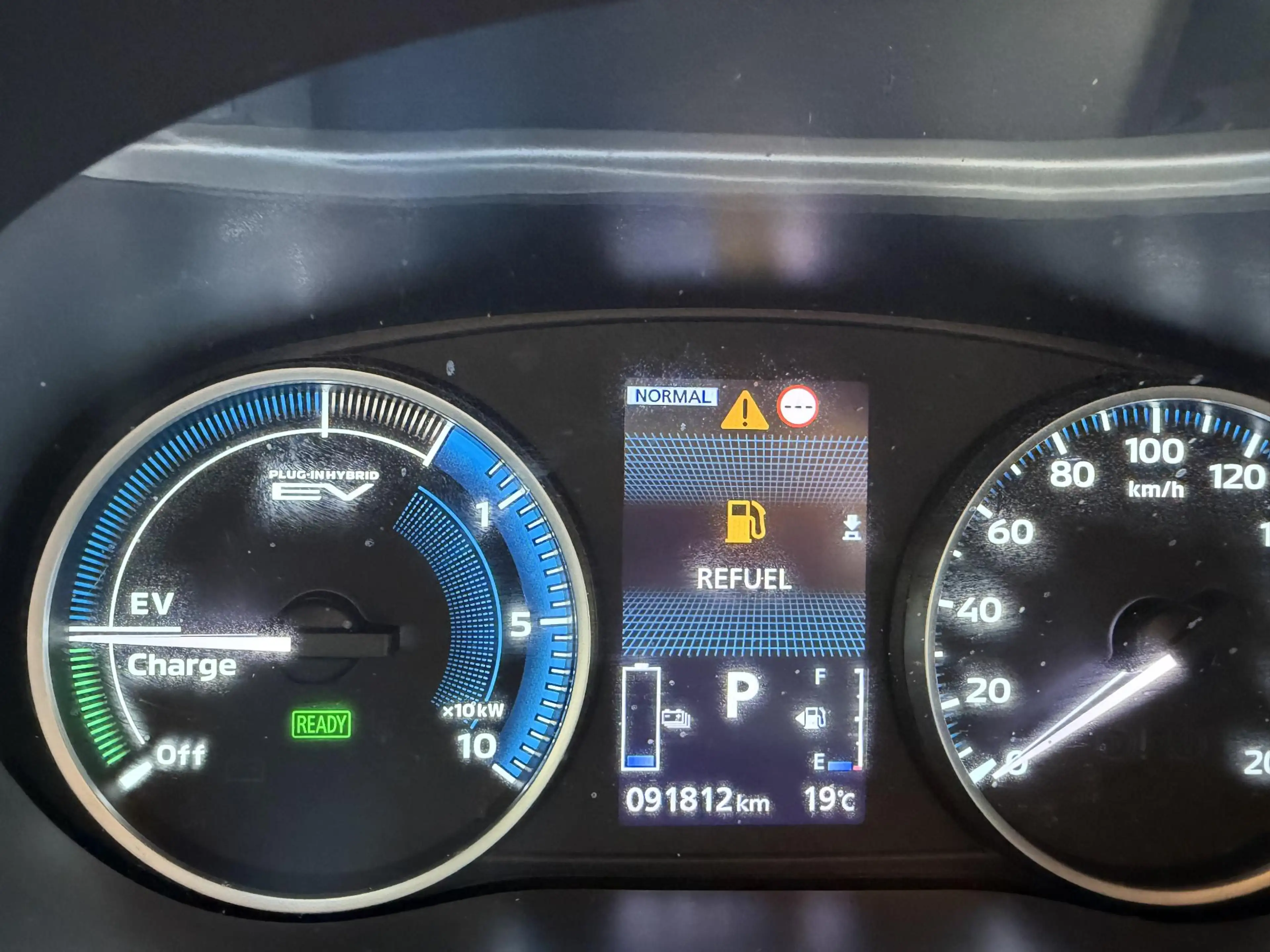 Mitsubishi Eclipse Cross 2.4 PHEV Intense+ AWD | CAMERA | ELEKTRISCH VERSTE — photo 18