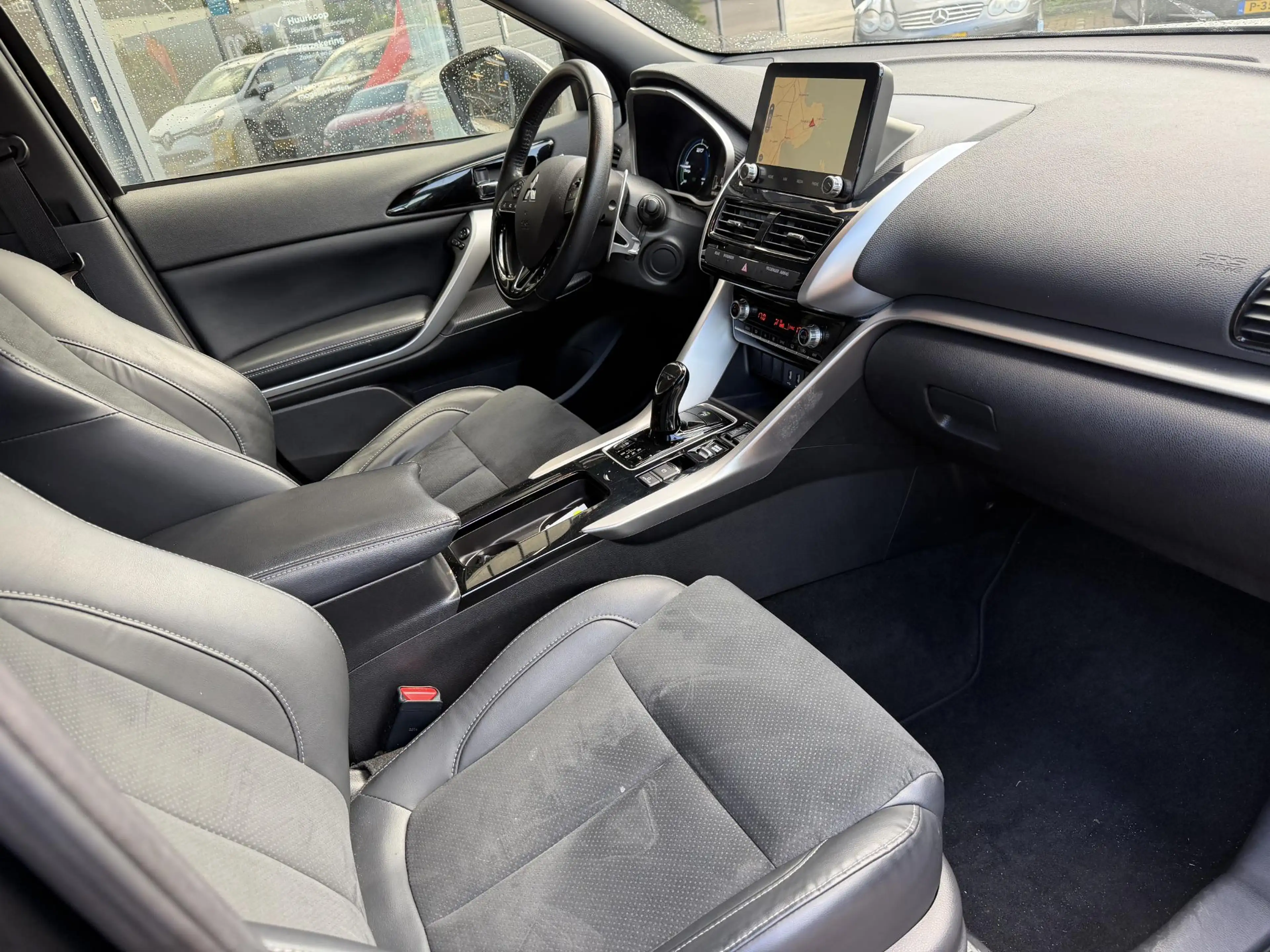 Mitsubishi Eclipse Cross 2.4 PHEV Intense+ AWD | CAMERA | ELEKTRISCH VERSTE — photo 10