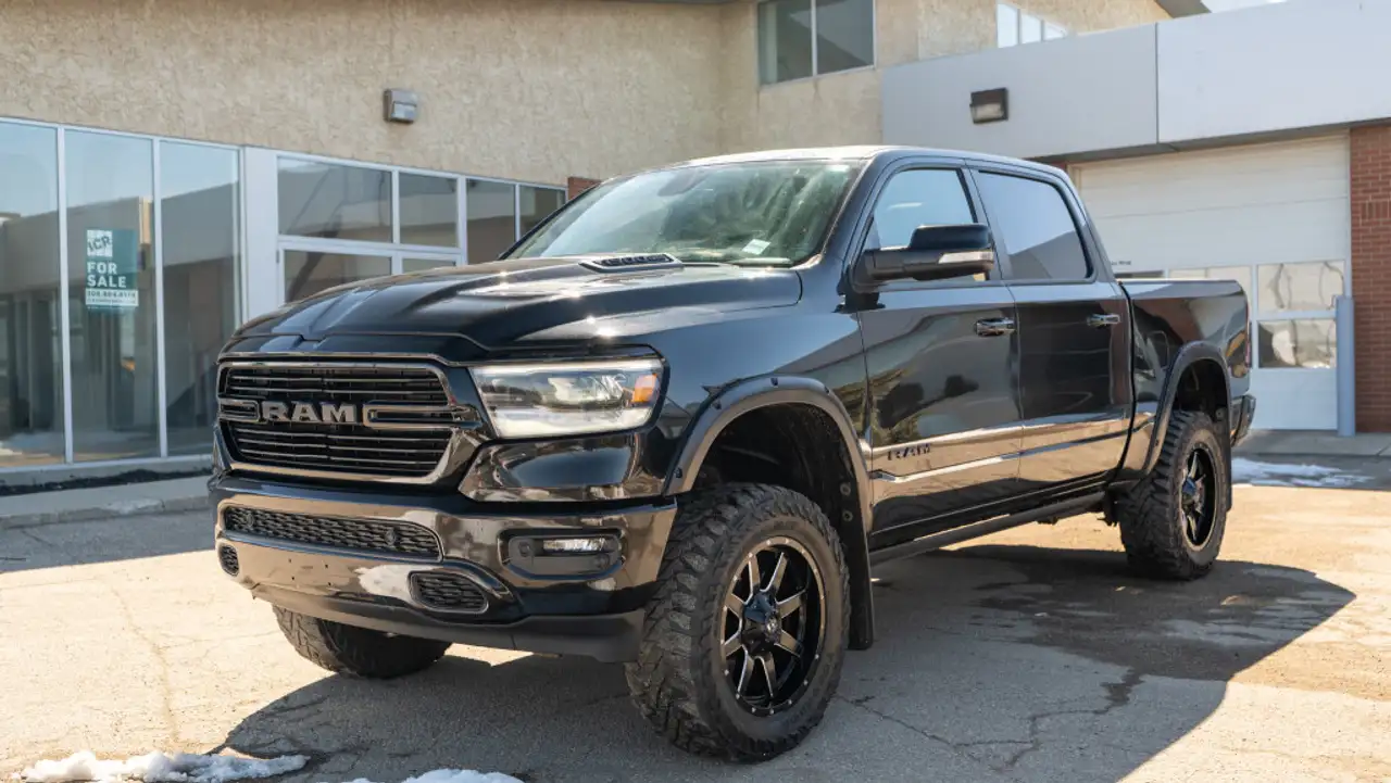 RAM 1500 снимка RAM 1500