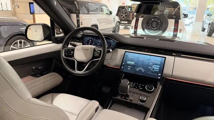 Land Rover Range Rover 2023, foto 4