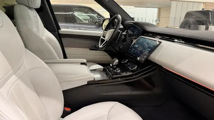 Land Rover Range Rover 2023, foto 3