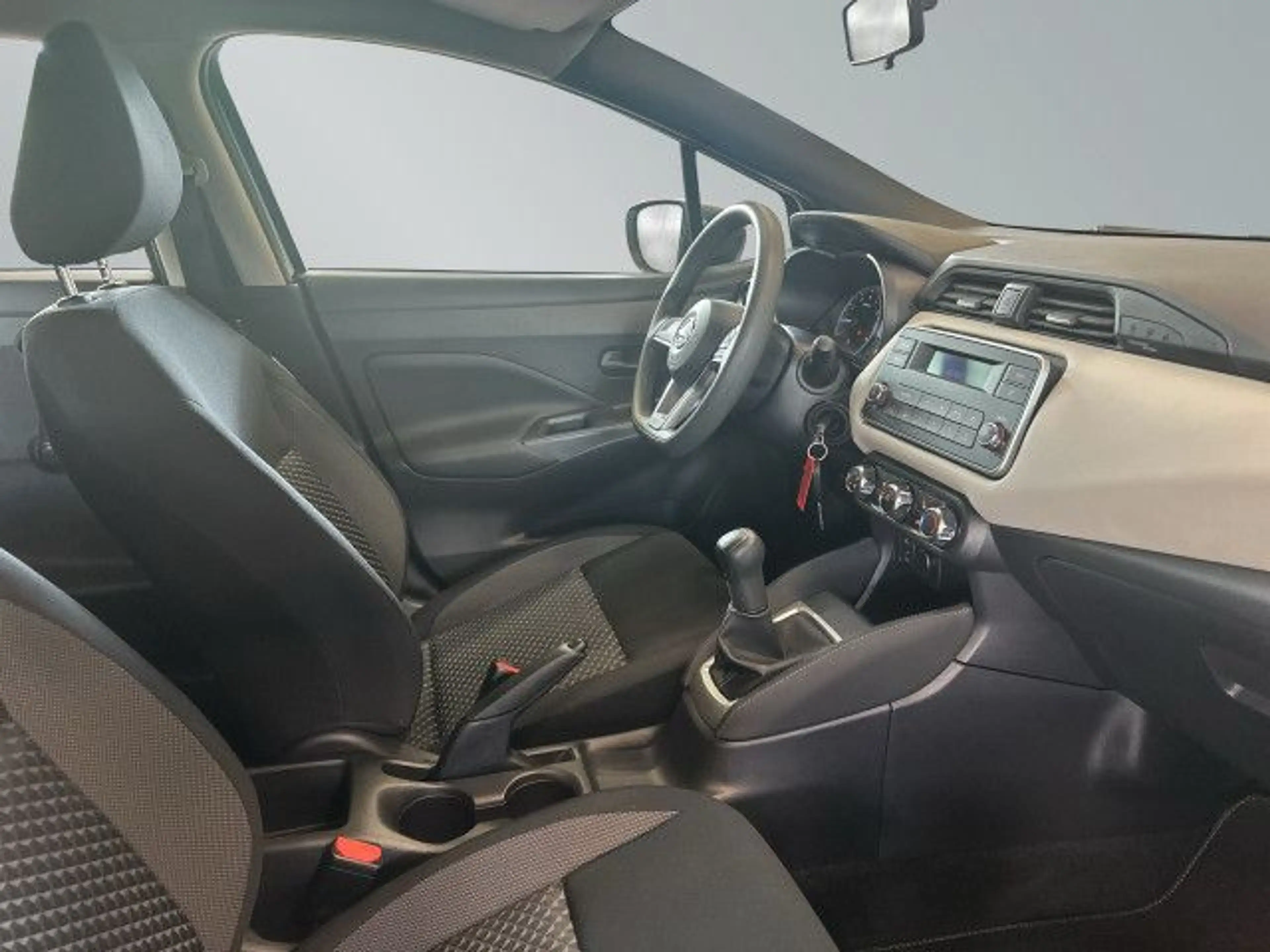 Nissan Micra Visia Plus 1.0 IG-T Bluetooth Klima — photo 11