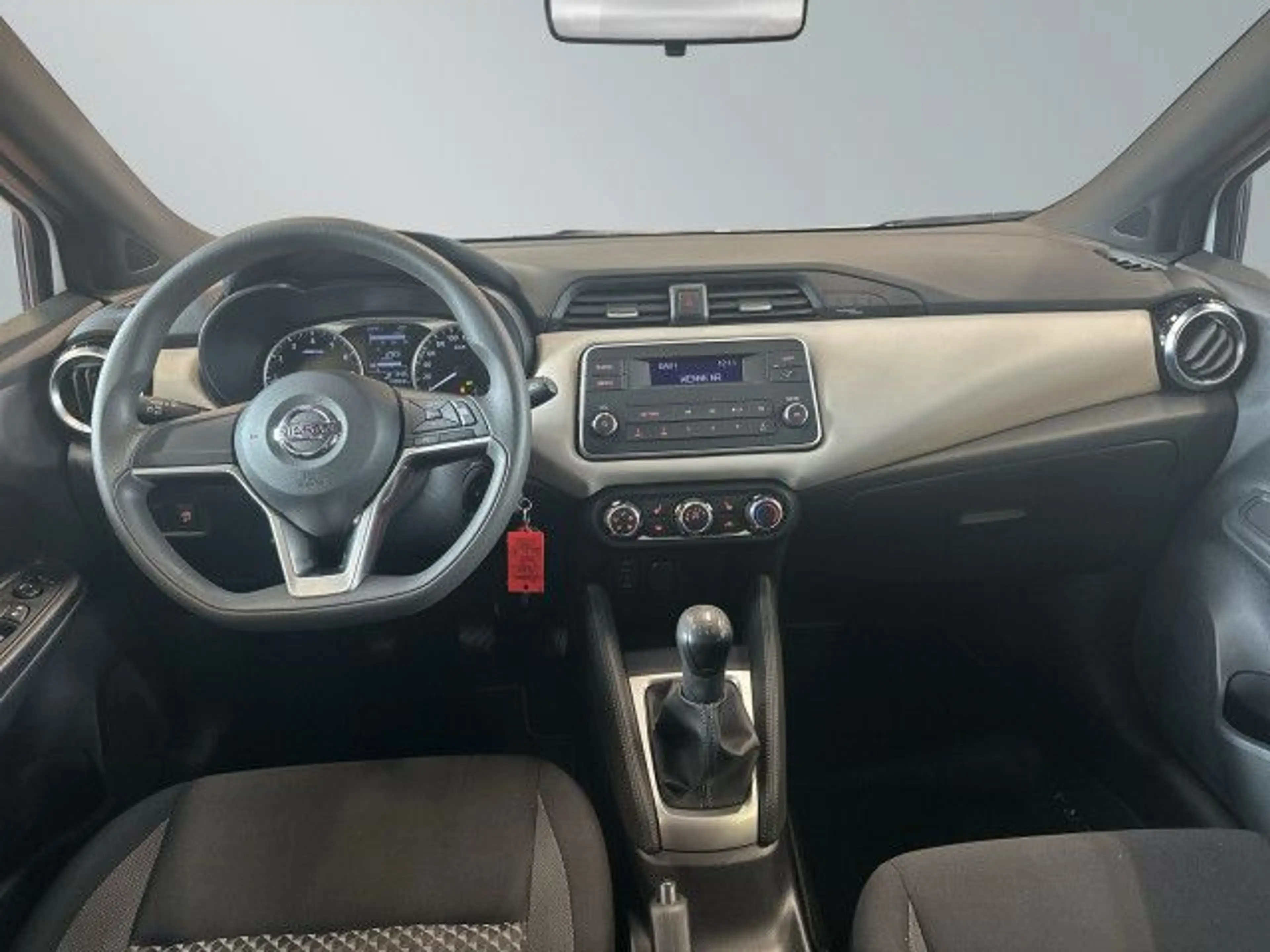 Nissan Micra Visia Plus 1.0 IG-T Bluetooth Klima — photo 13