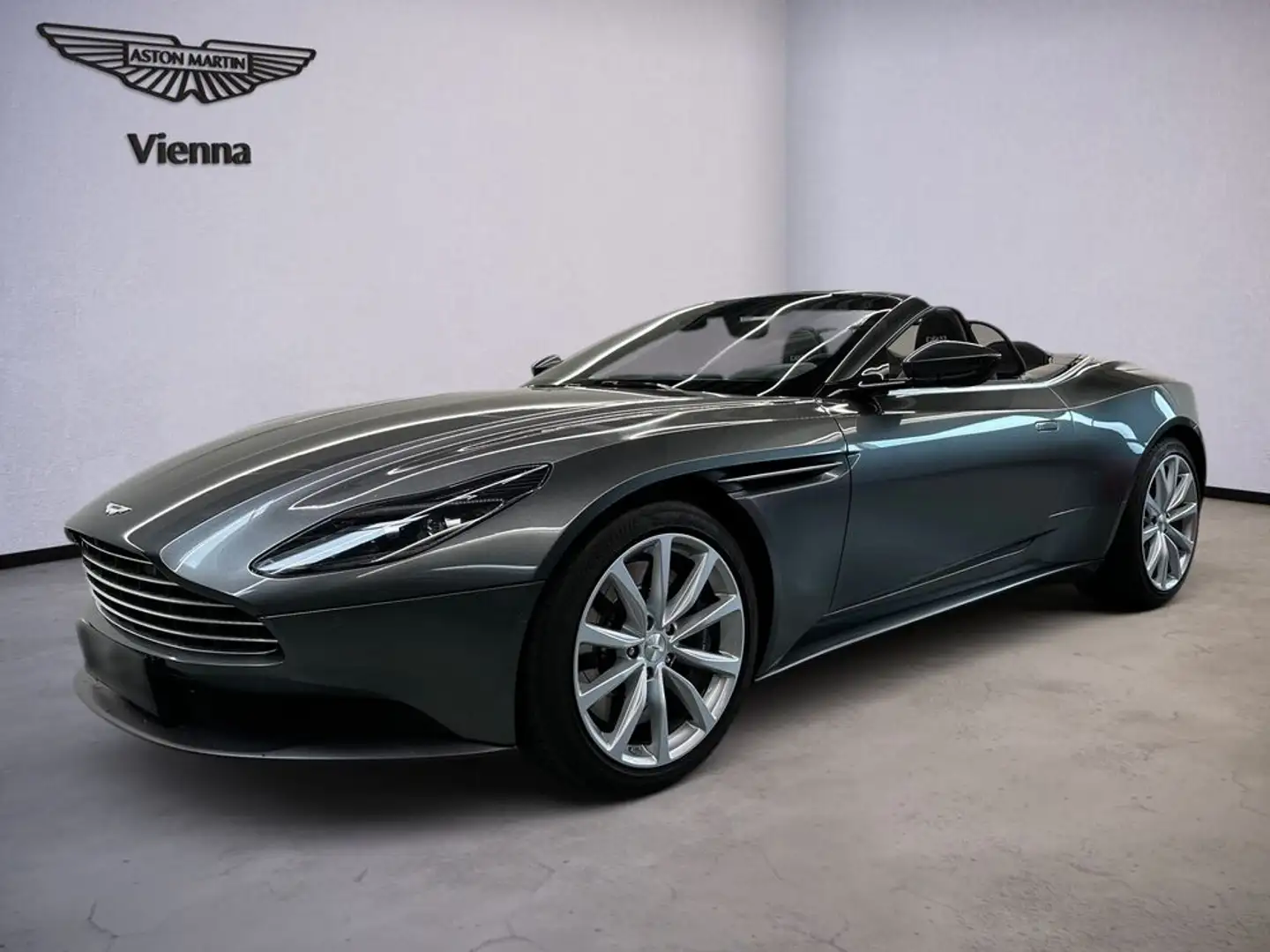 Aston Martin DB11 Volante / Magnetic Silver / 1Y AM Garantie Argent - 1