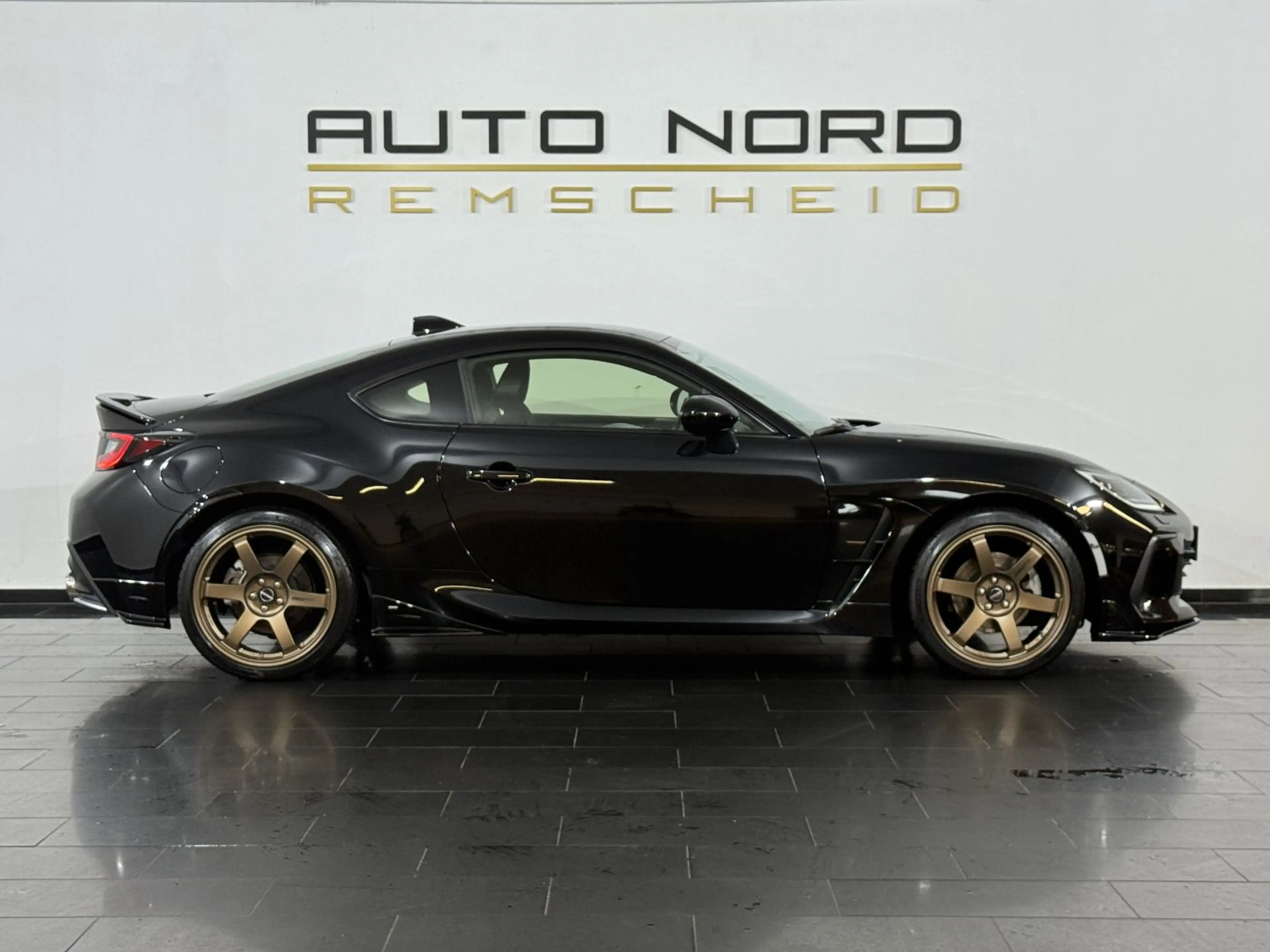 Subaru BRZ Sport STI Paket *Virtual*Kamera*Borbet*LED* — photo 6