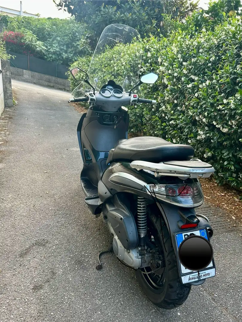 Piaggio Beverly 125 total black - 2