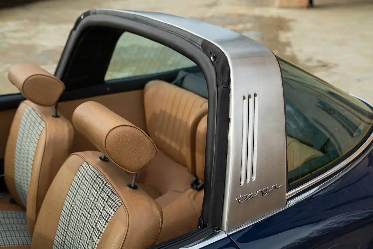 Porsche 911 TARGA 2.4 S “OIL KLAPPE”, foto 2