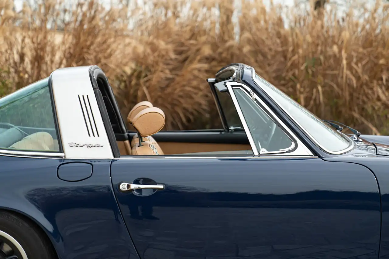 Porsche 911 TARGA 2.4 S “OIL KLAPPE”, foto 8