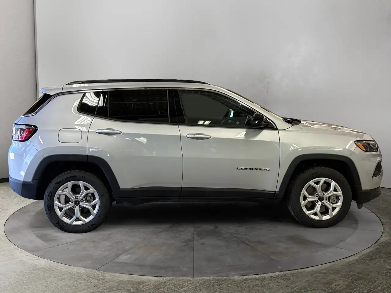Jeep Compass снимка Jeep Compass