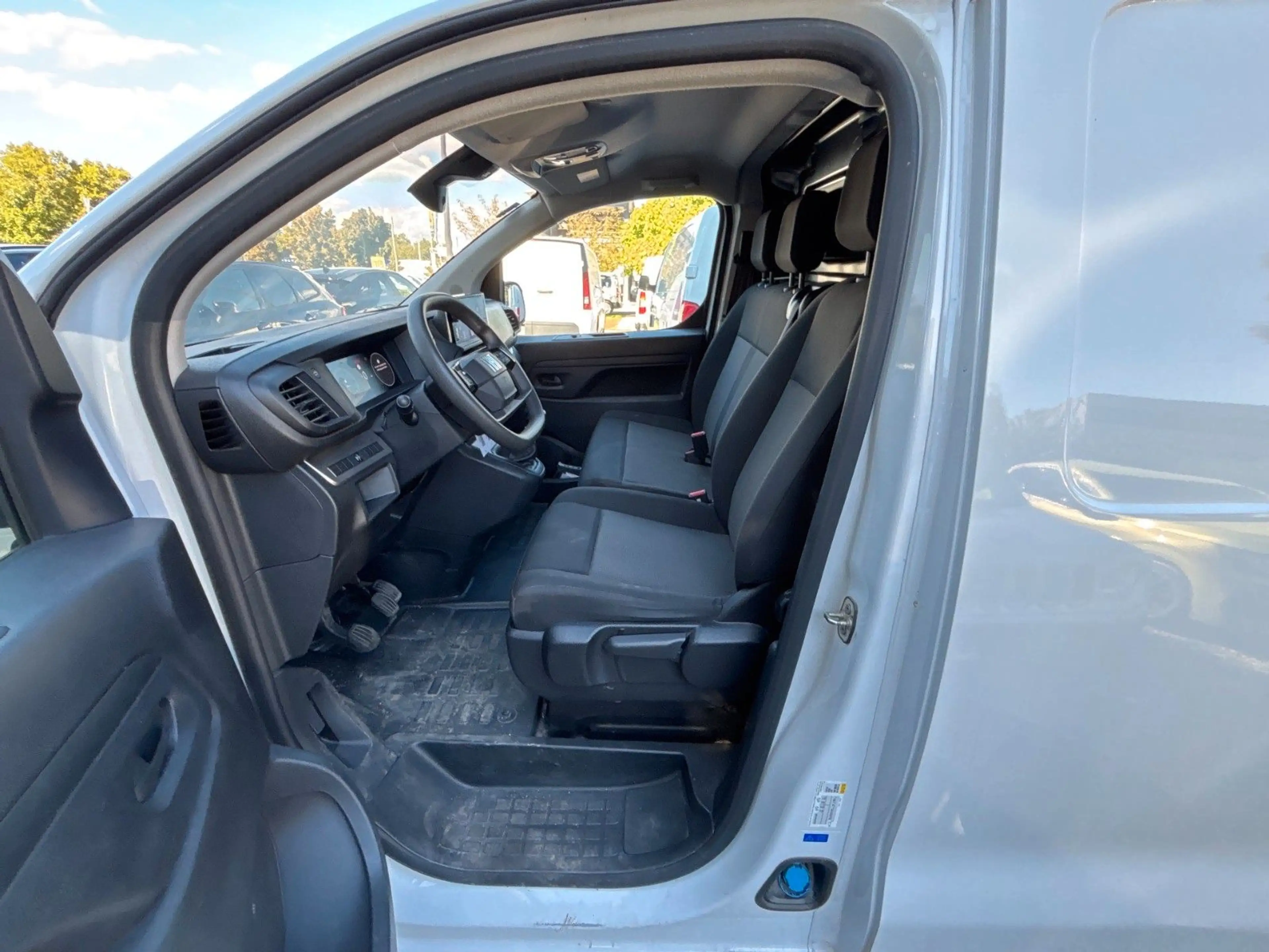 Fiat Scudo L3 Multijet 8FACH R-KAM CARPLAY TEMP KLIMA — photo 5