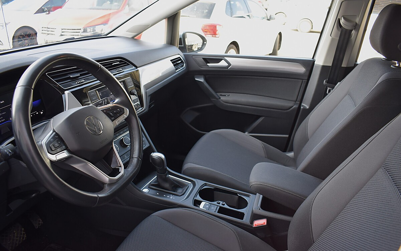 Volkswagen Touran TDI DSG — photo 9