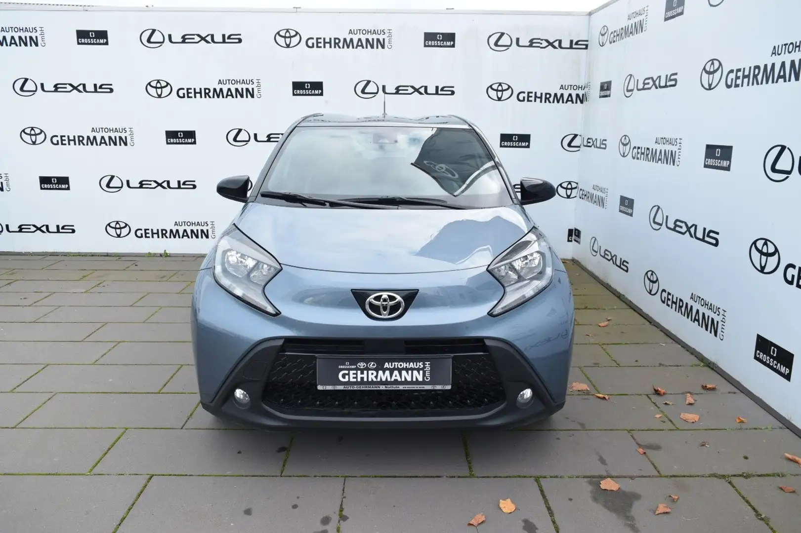 Toyota Aygo X Teamplayer Schwarz - 2