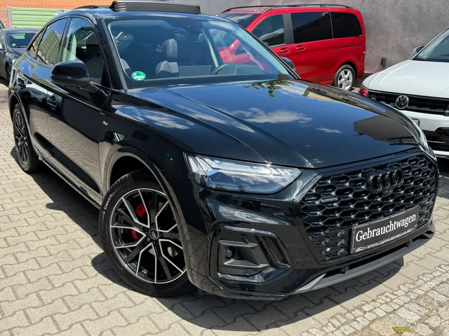 Audi Q5 Sportback 40 TDI quattro S line Sport HU PANO Noir - 2