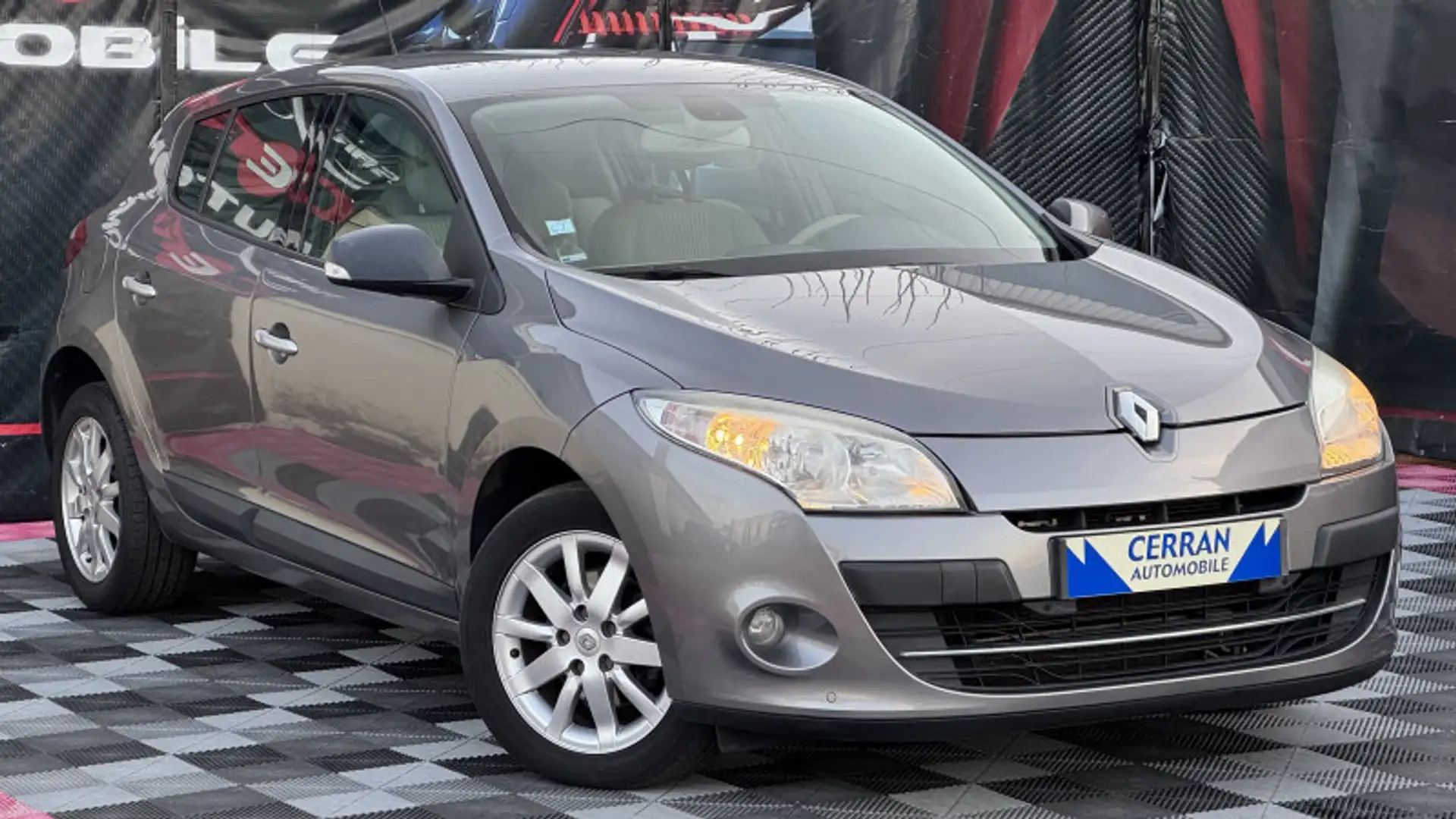 Renault Megane 2.0 16V 140CH DYNAMIQUE CVT Beige - 2