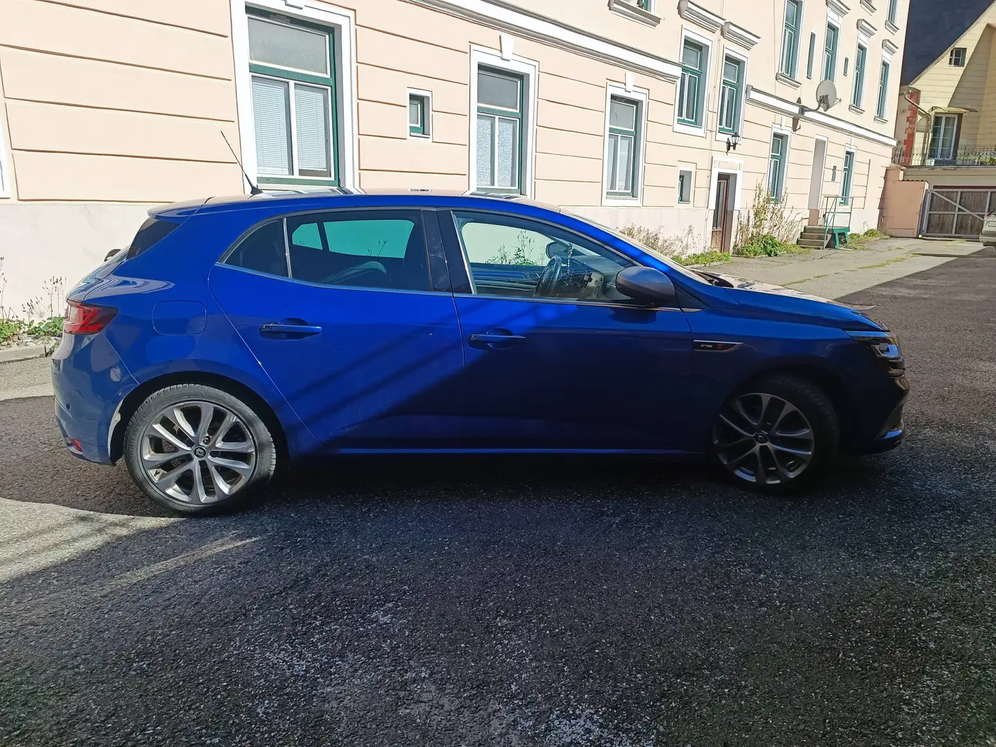 Renault Megane Mégane GT-Line Energy dCi 130 GT-Line Blau - 2