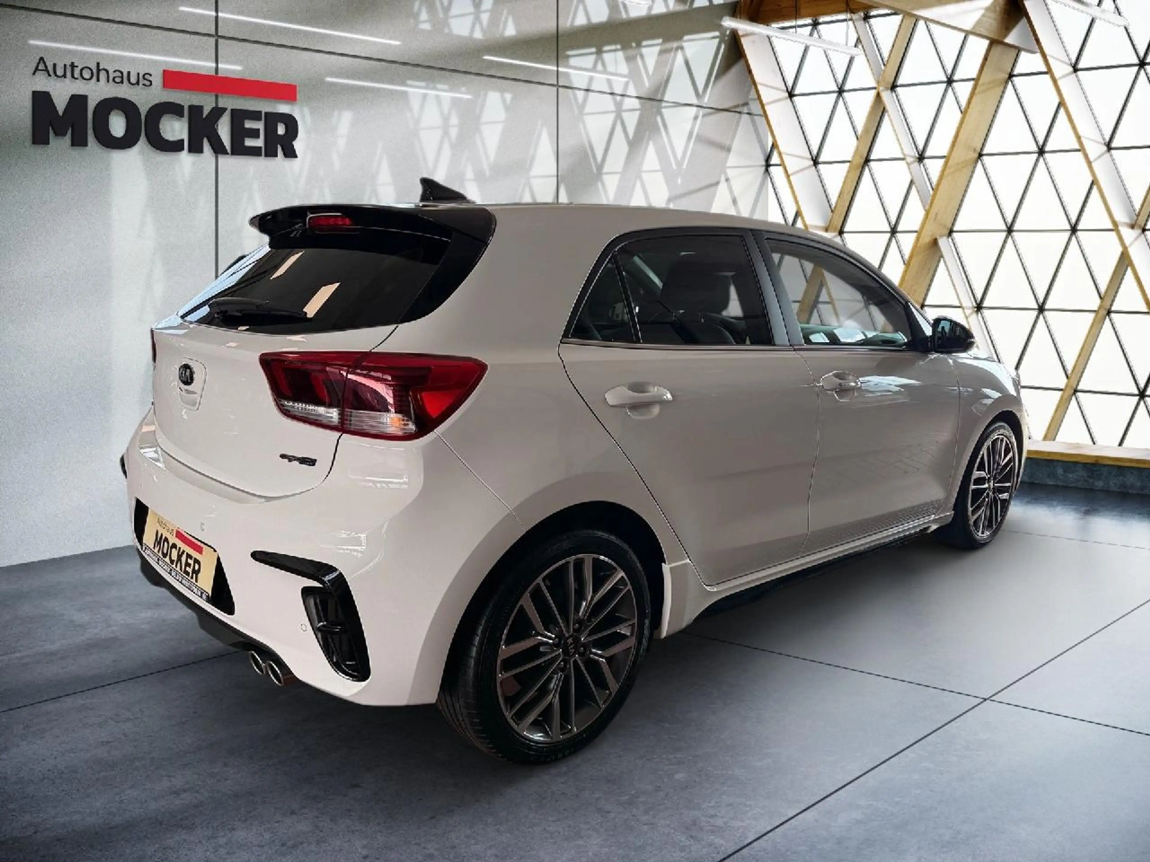 Kia Rio GT-Line — photo 6