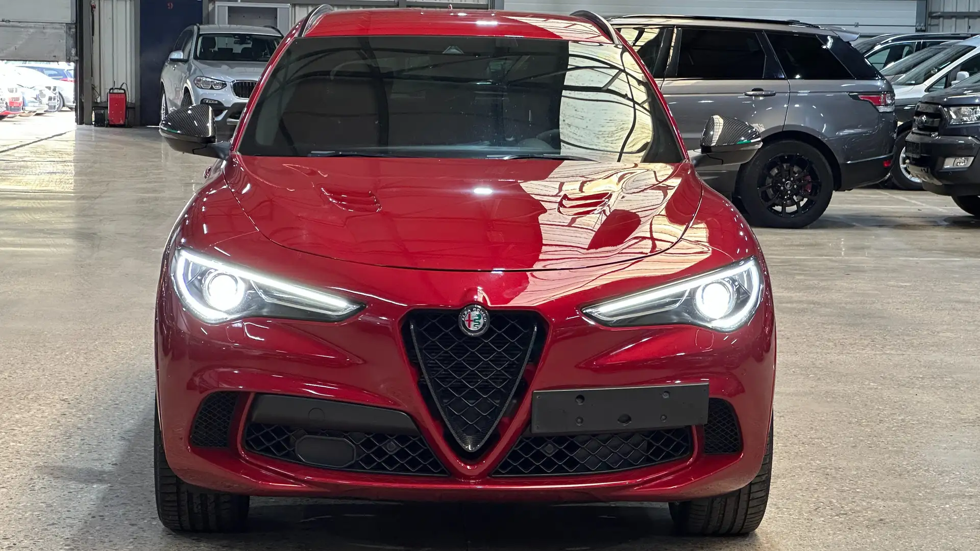 Alfa Romeo Stelvio 2.9 T AWD Quadrifoglio Rood - 2
