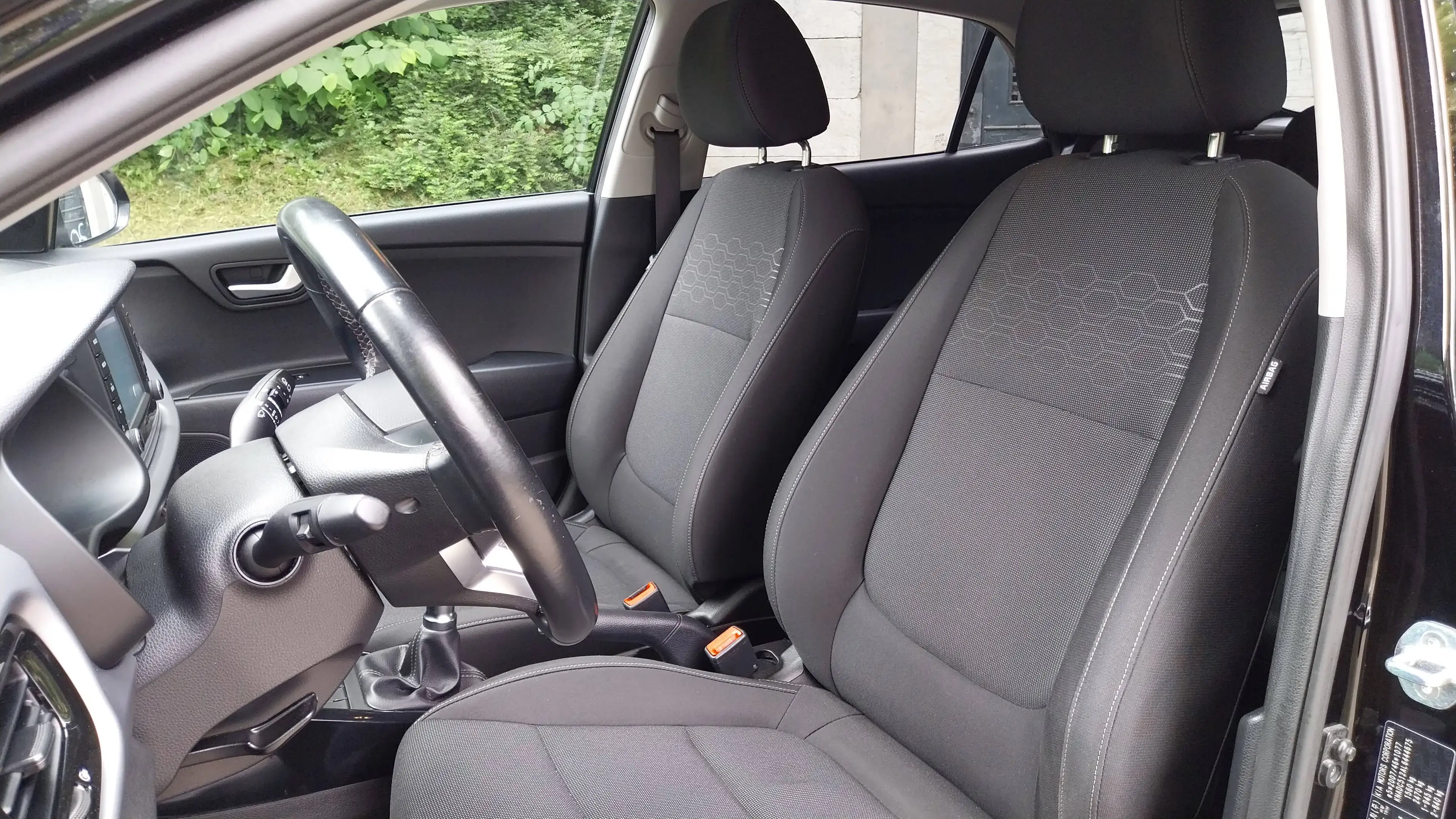 Kia Rio Rio 1.2i /85cv/1er prop./ carnet complet/ bon état — photo 12