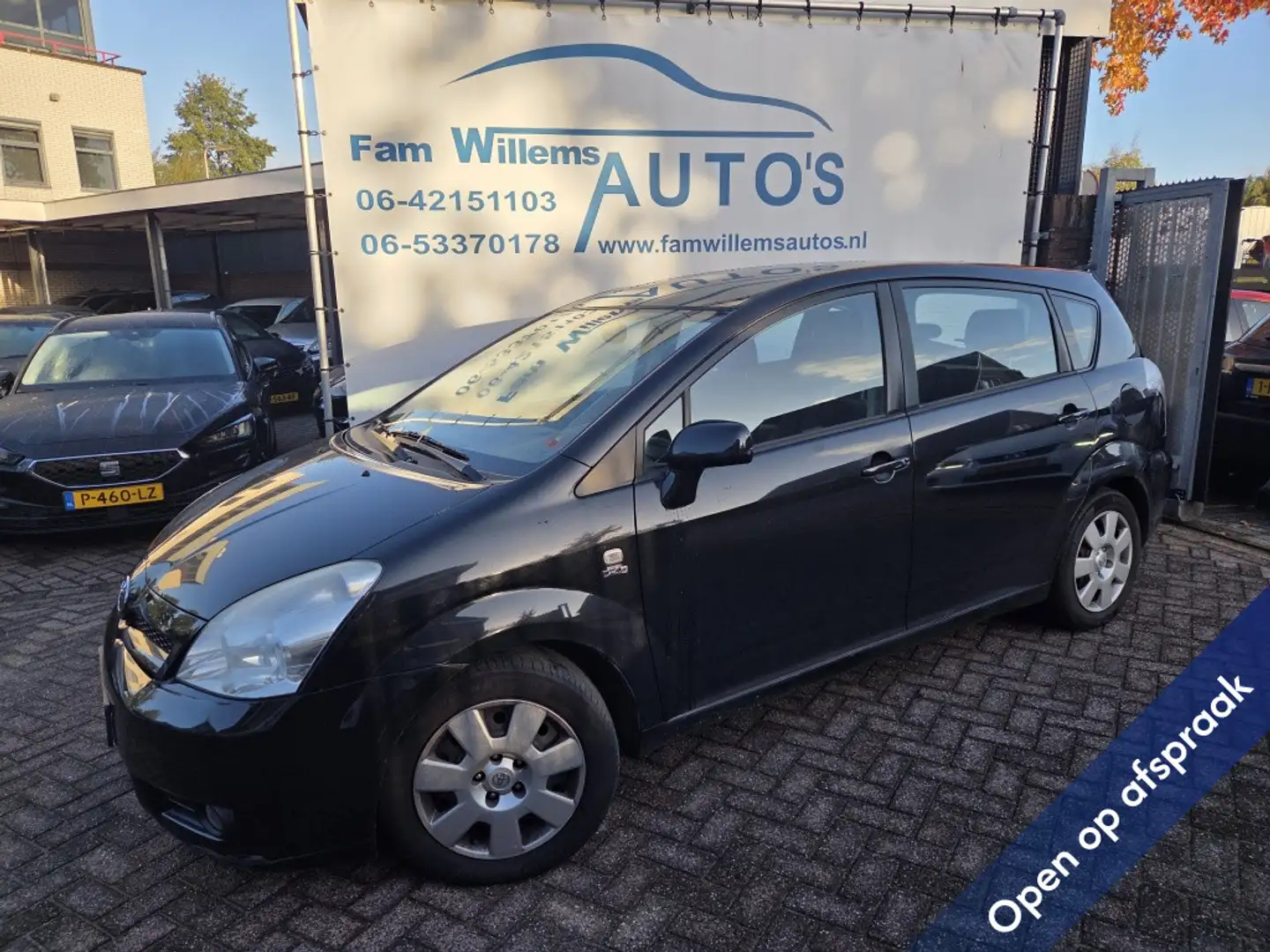 Toyota Corolla Verso 2.0 D-4D Sol Zwart - 1