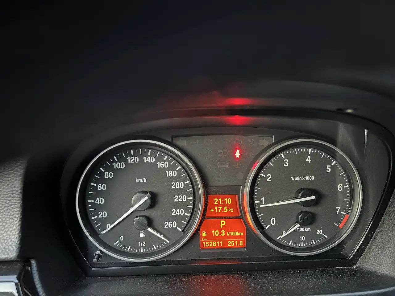 BMW 3 Series снимка BMW 3 Series