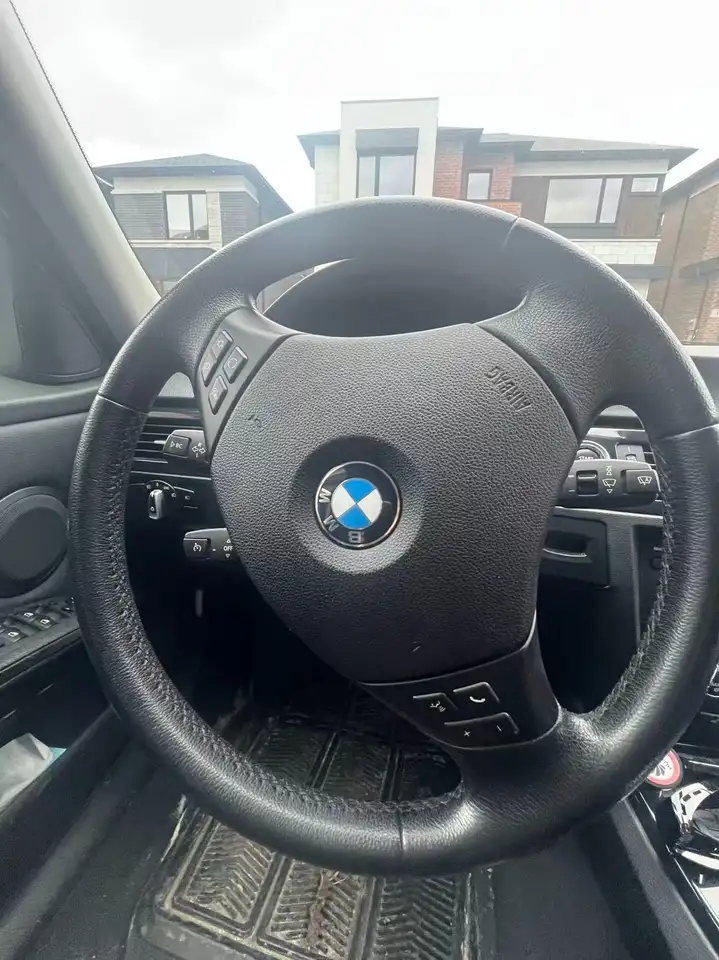 BMW 3 Series снимка BMW 3 Series