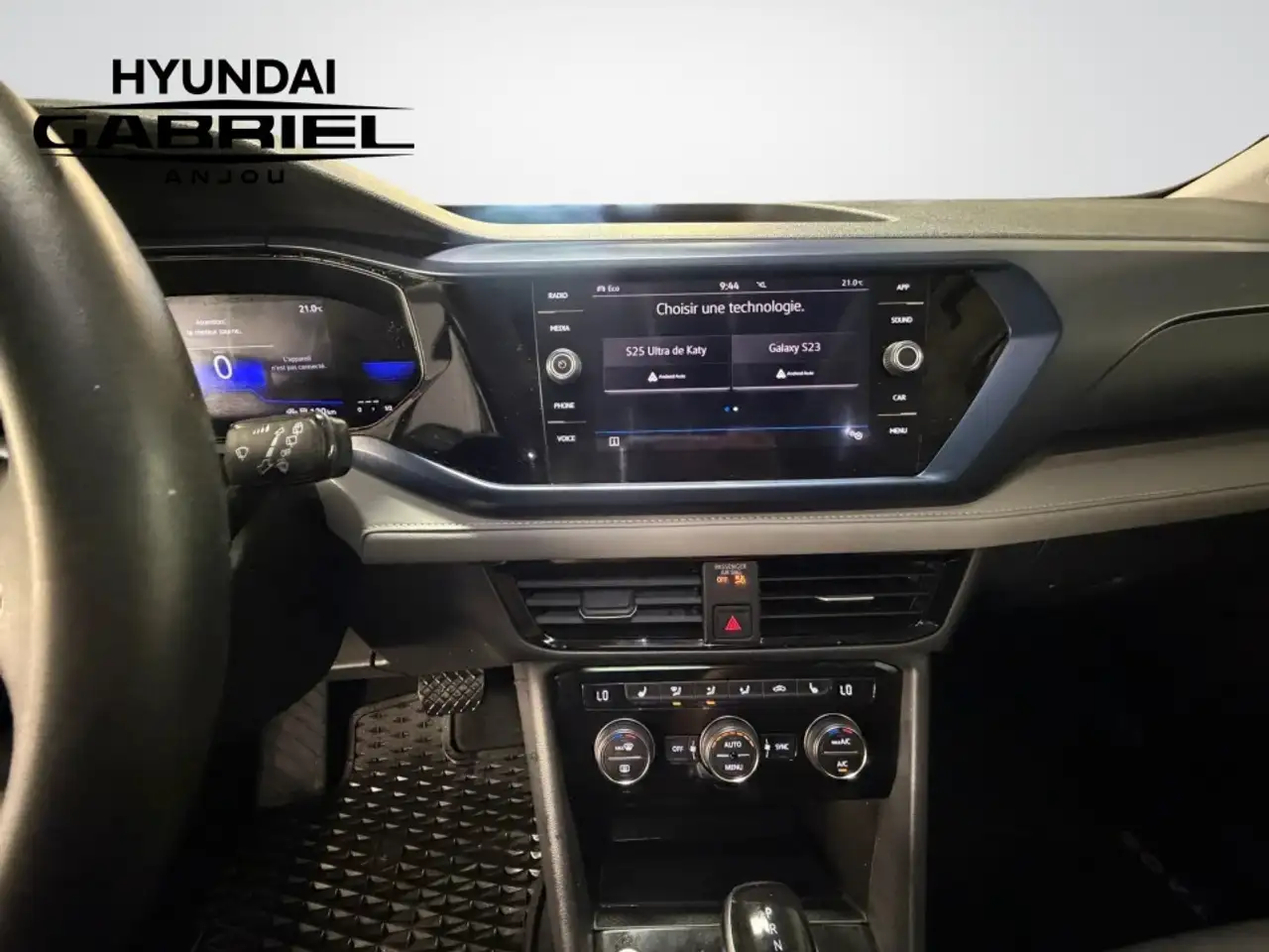 Volkswagen Taos снимка Volkswagen Taos