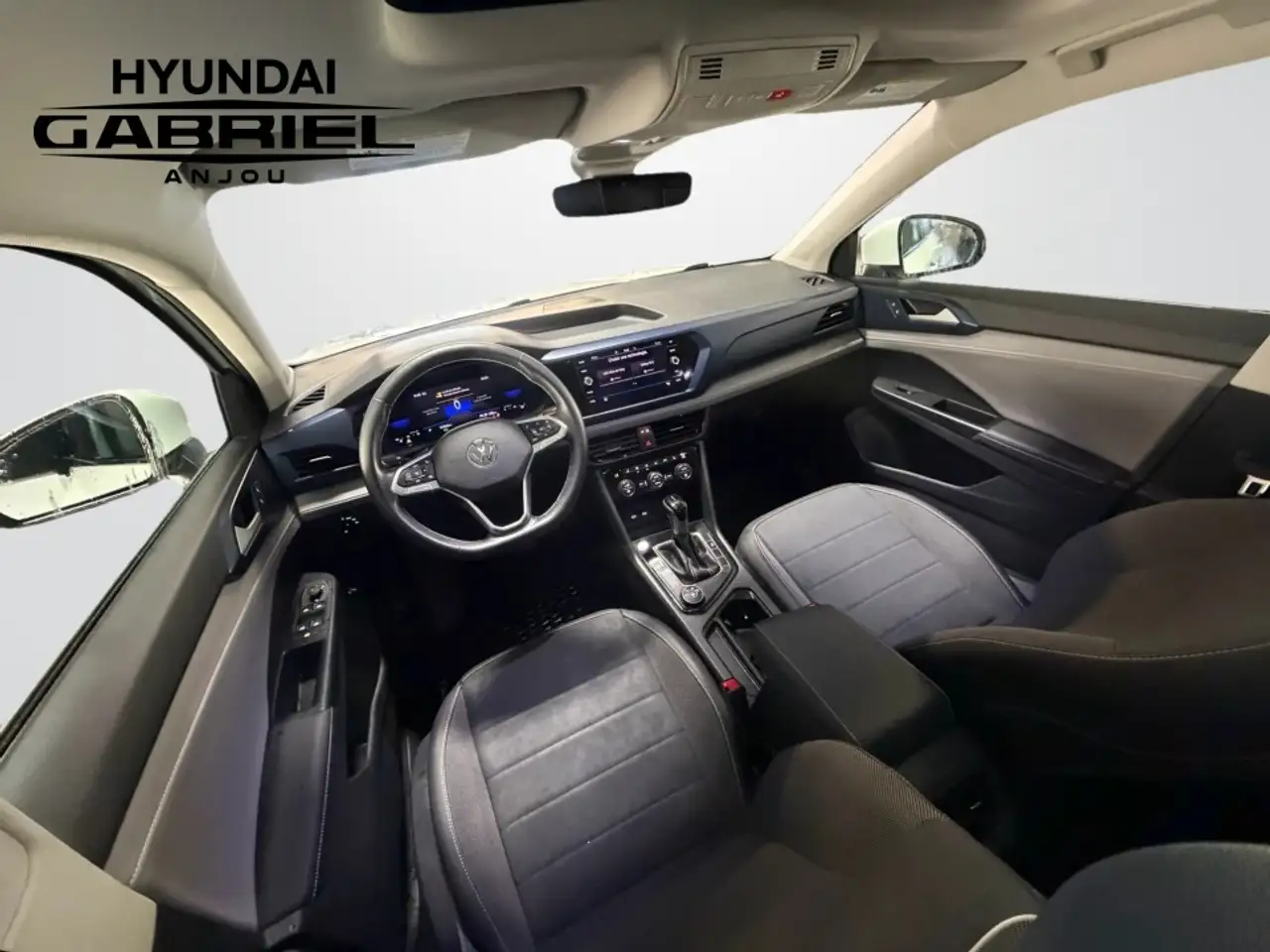 Volkswagen Taos снимка Volkswagen Taos
