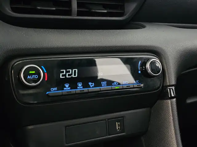 Toyota Yaris view 14
