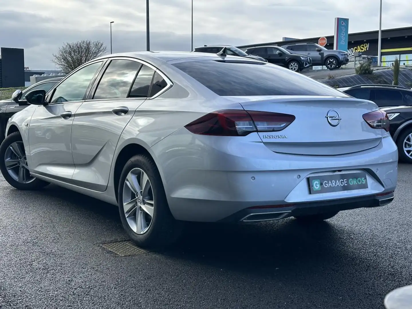 Opel Insignia GRAND SPORT 2.0 Diesel 174 ch Elegance Business- 5 - 2