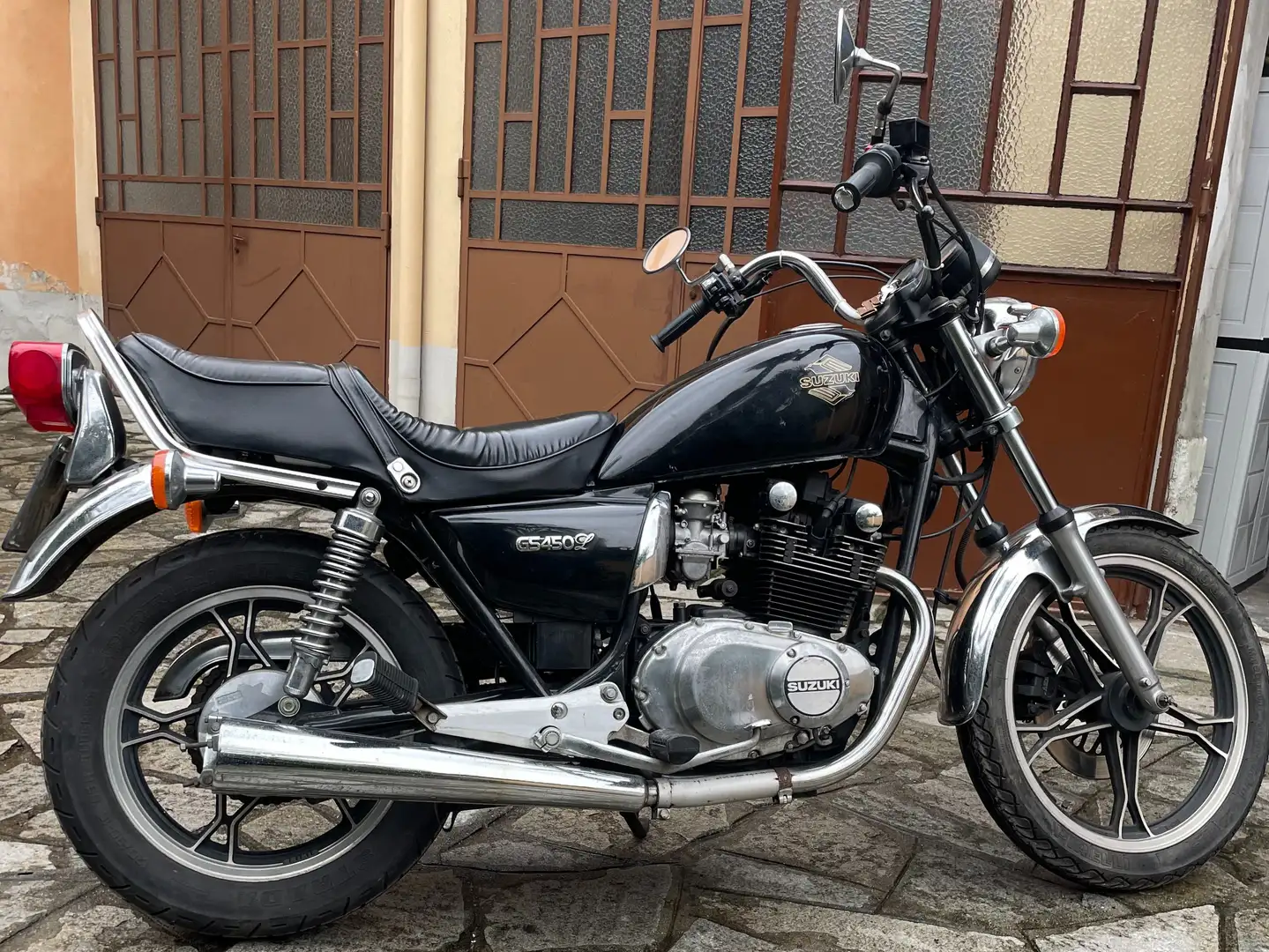 Suzuki GS 450 l Black - 1