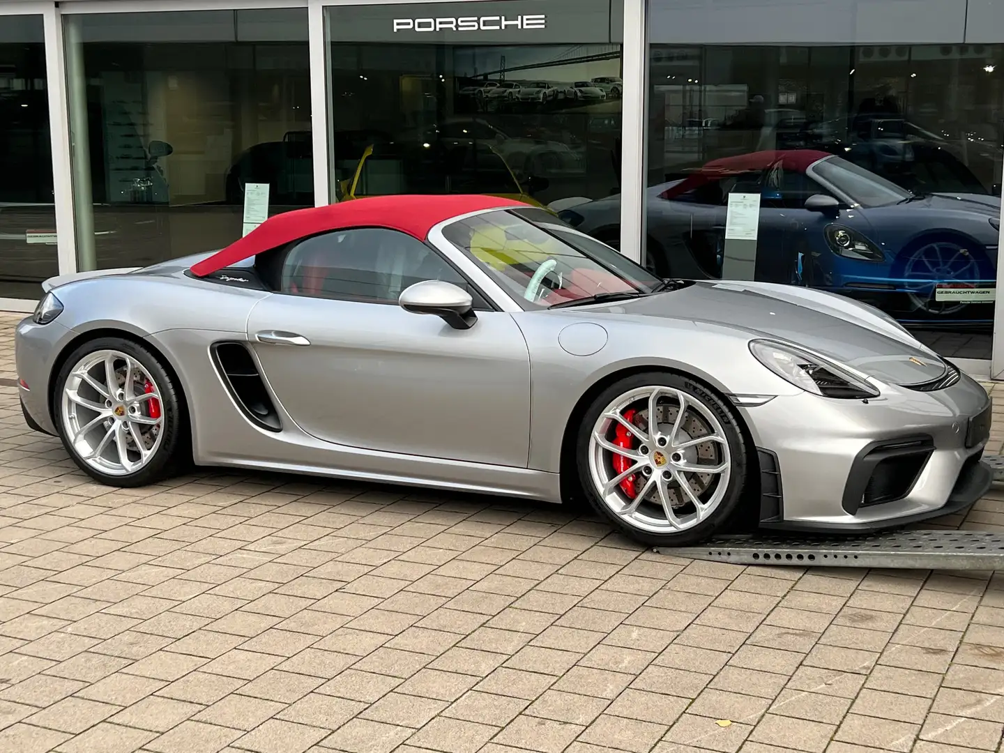 Porsche Boxster Spyder Сірий - 1