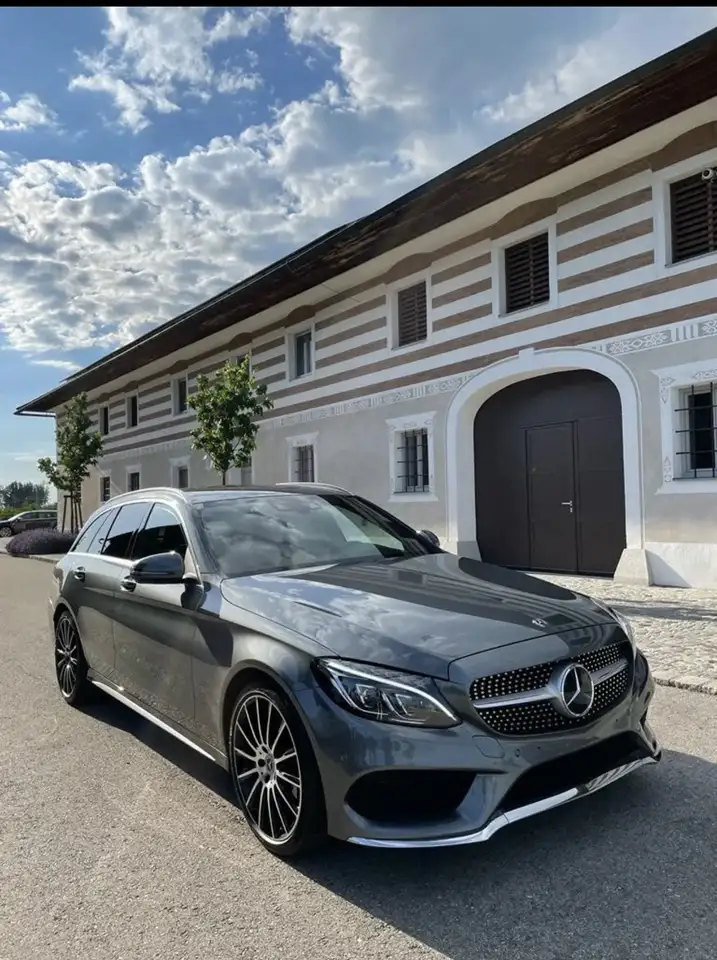 Mercedes-Benz C 220
