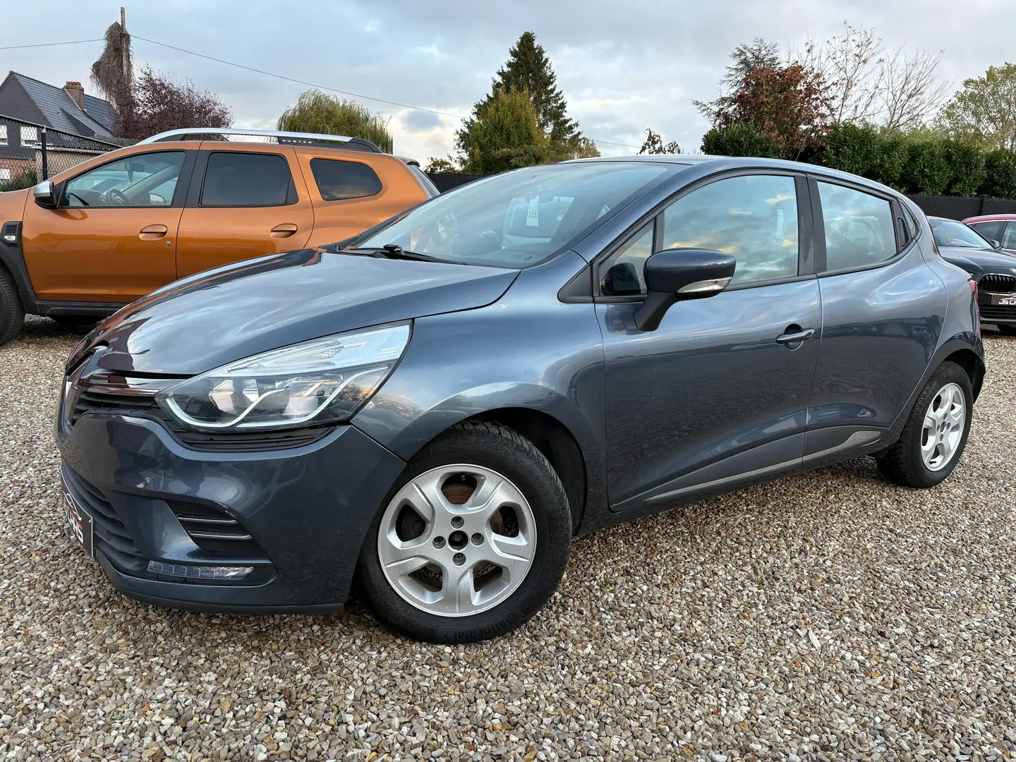Renault Clio 0.9 TCe Energy Bose Edition*1erPROP*FAIBLES TAXES* Gris - 2