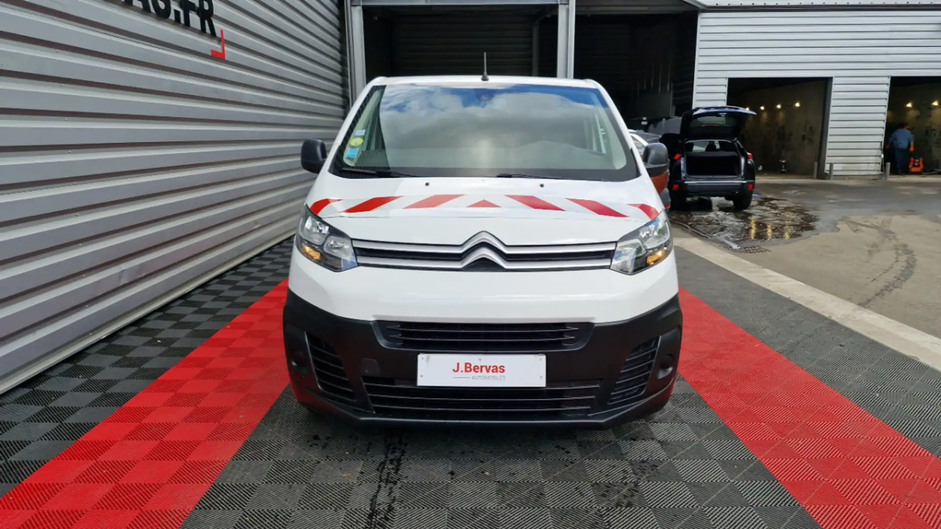 Citroen Jumpy FOURGON m bluehdi 120 ss bvm6 club 340 nm Blanc - 2