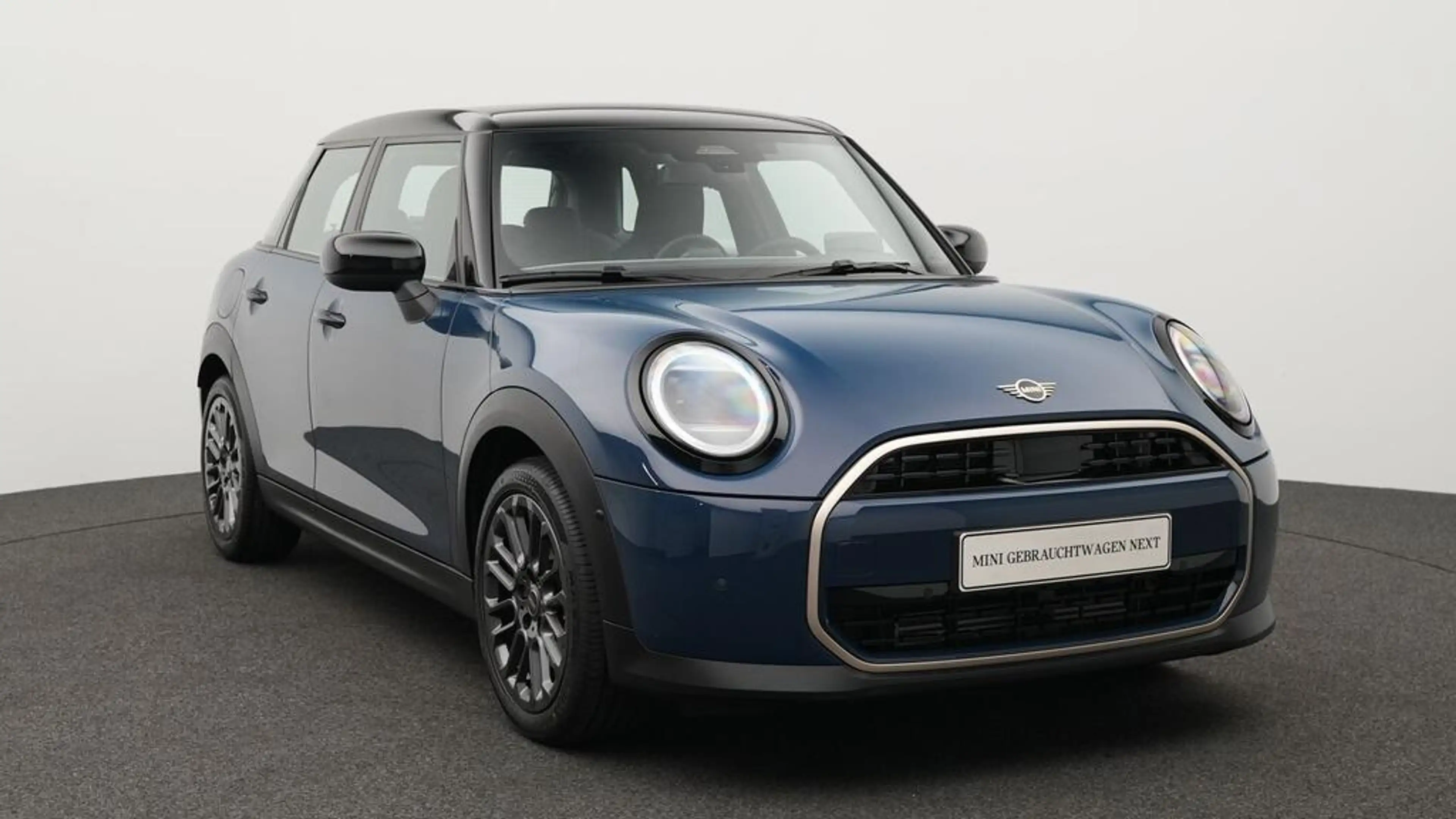 MINI Cooper C Favoured Trim — photo 14