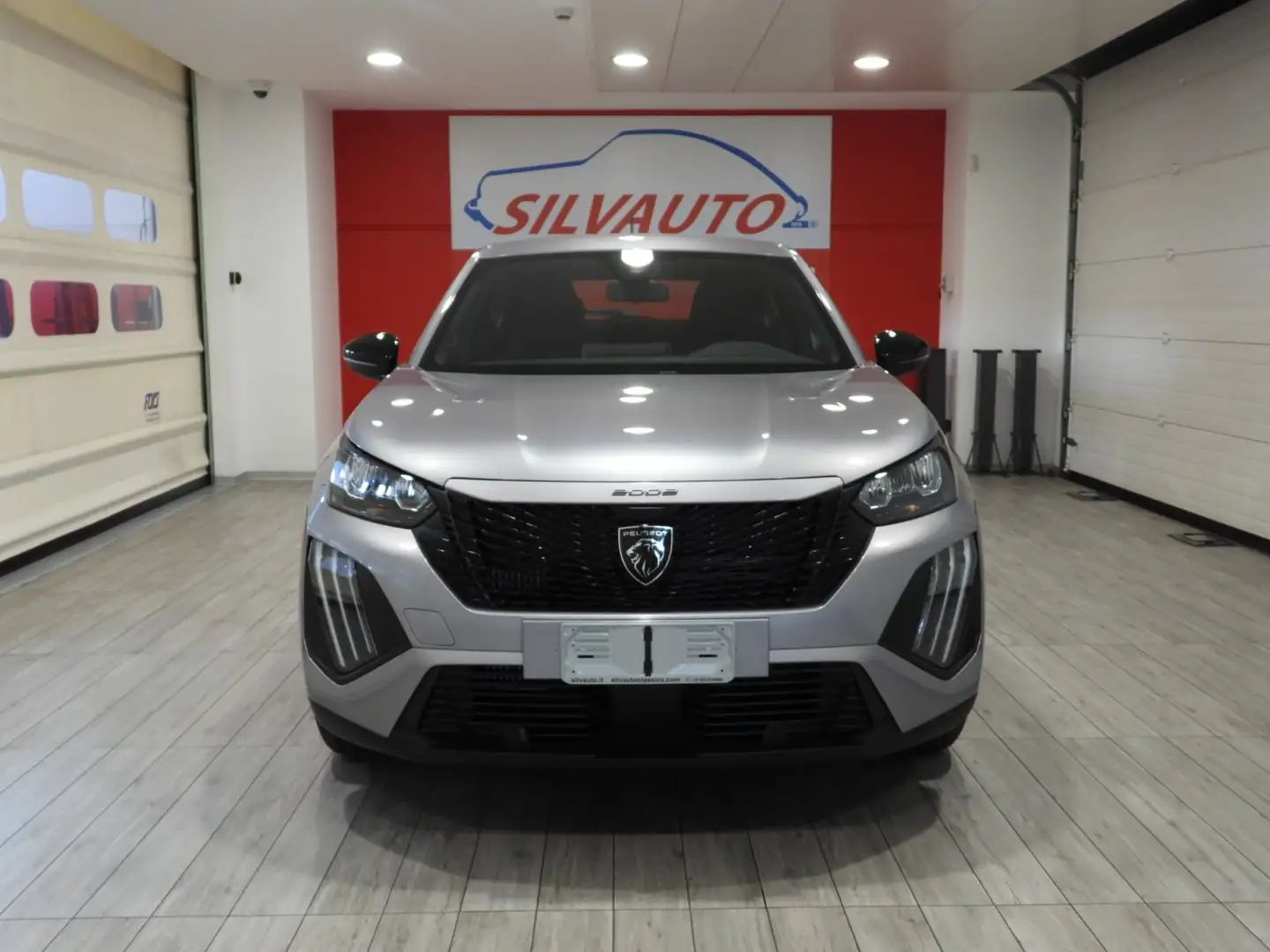 Peugeot 2008 PEUGEOT 2008 1.2 ACTIVE 100CV MY’24 (2024) Gris - 2