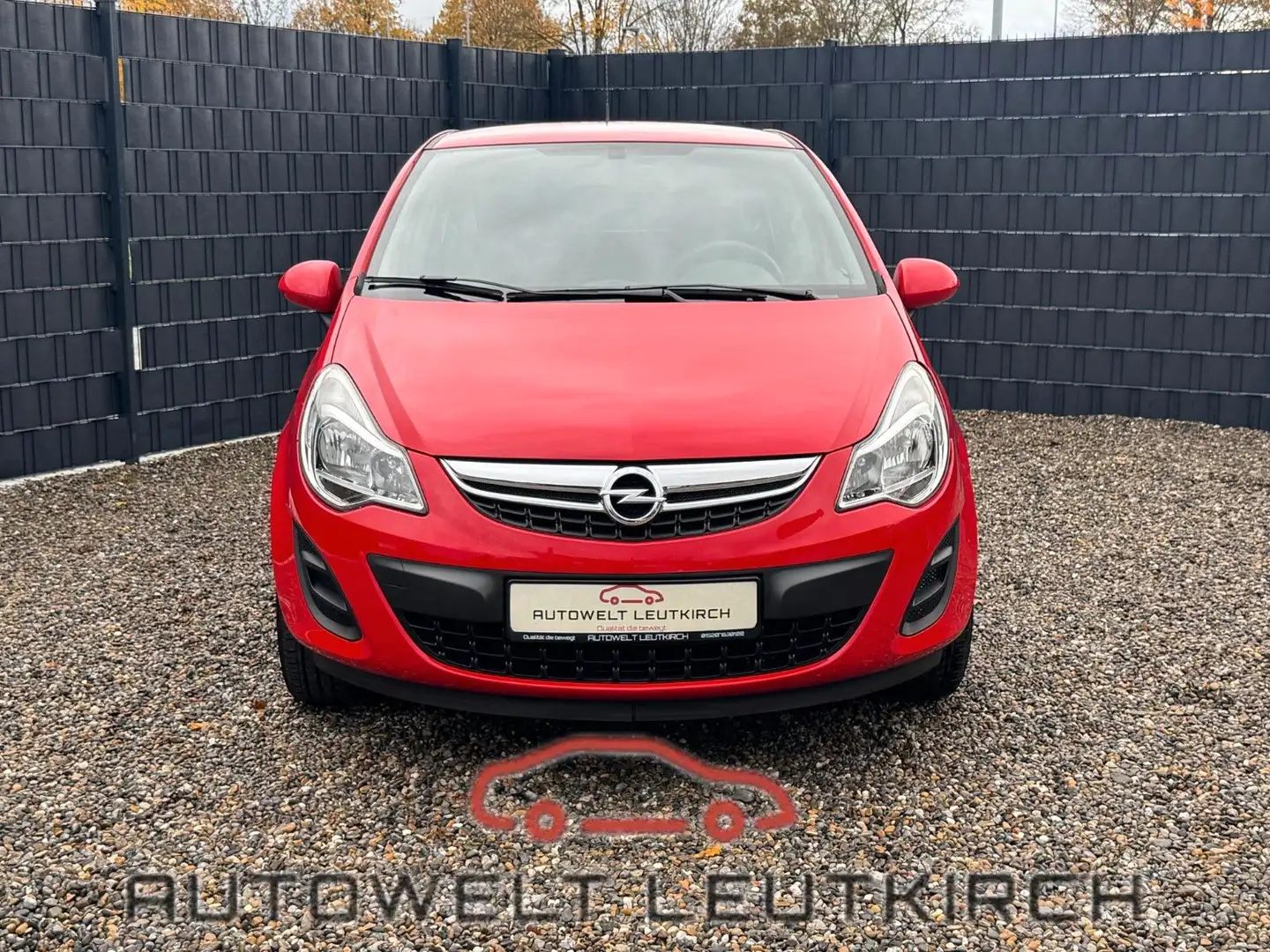 Opel Corsa D 1.2 Satellite TÜV NEU KLIMA 1.HAND 4TÜR. Rouge - 1