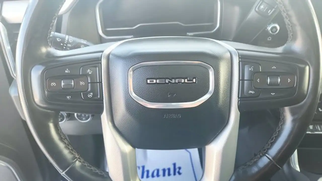 GMC Sierra 3500HD снимка GMC Sierra 3500HD