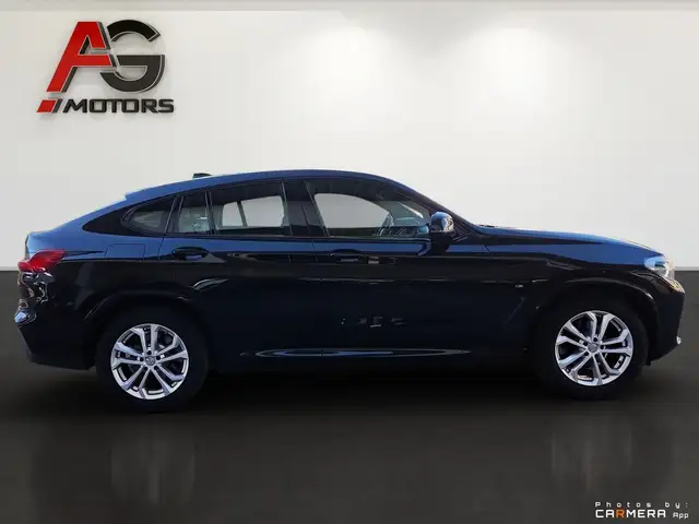 BMW X4 view 5