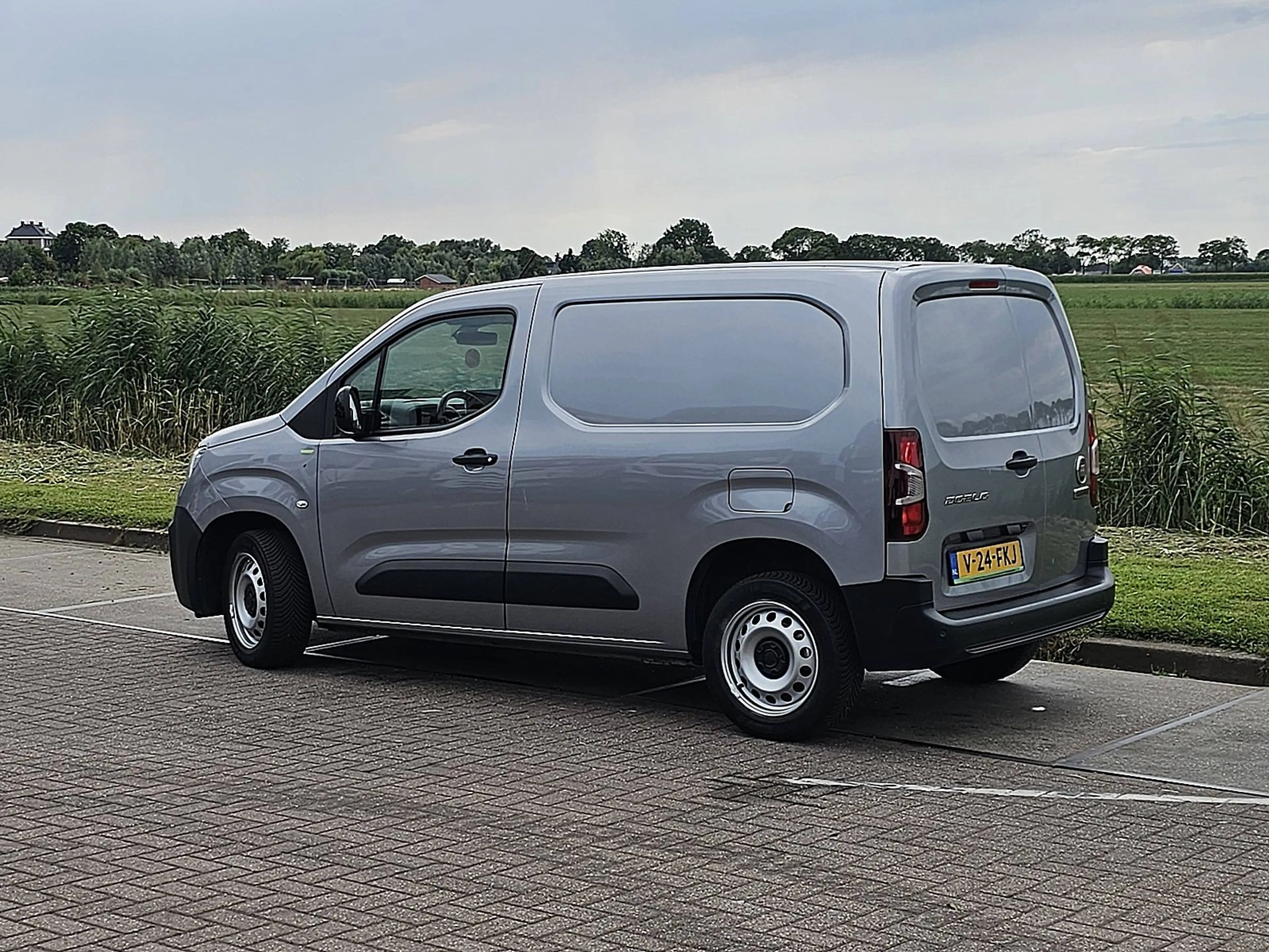 Fiat Doblo 1.5 L1 Navi Facelift NAP — photo 6