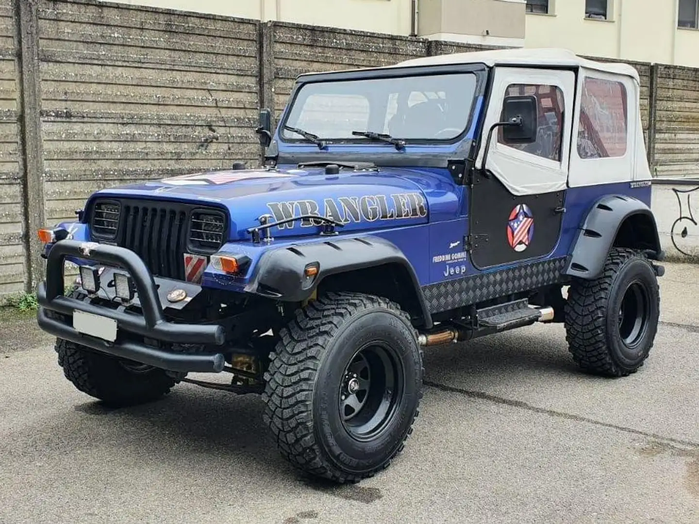 Jeep Wrangler 2.5 LAREDO Blauw - 1