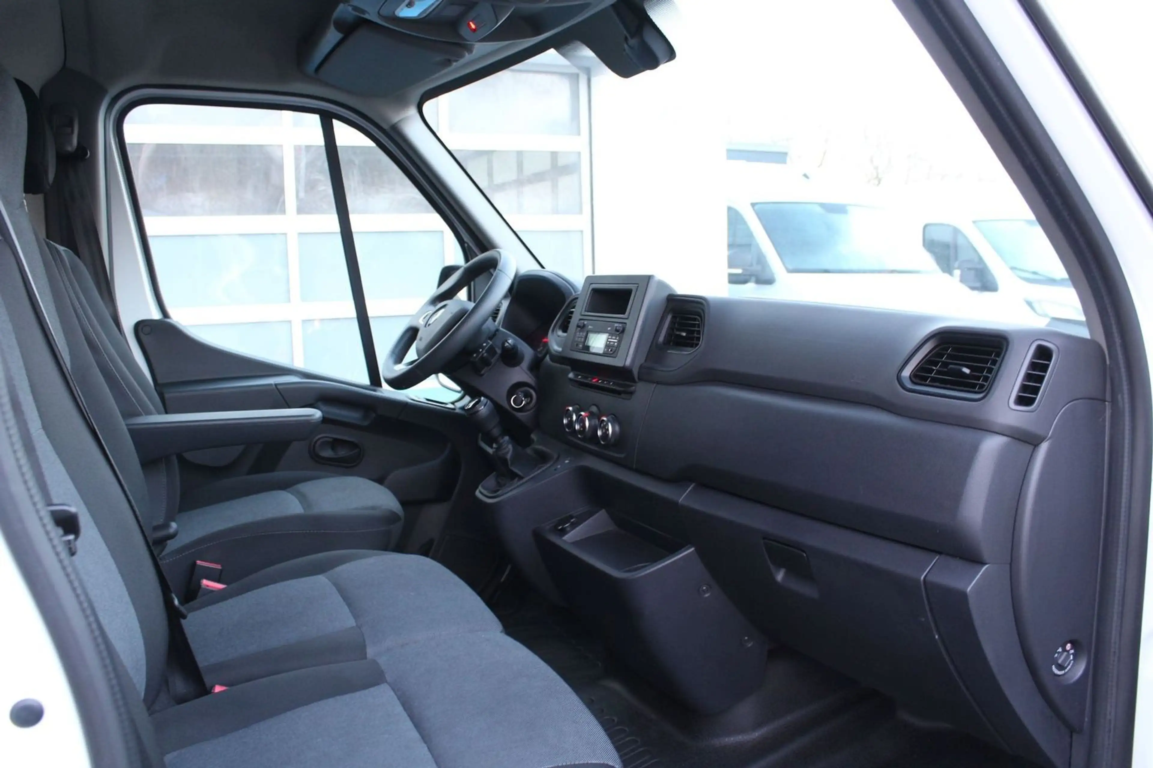 Renault Master L3H2 Bluetooth Tempomat Klima — photo 11