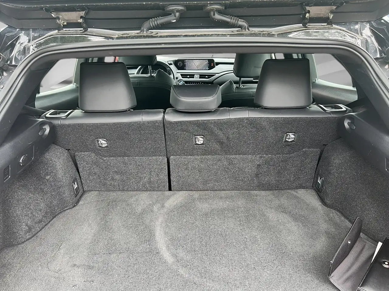 Lexus UX снимка Lexus UX