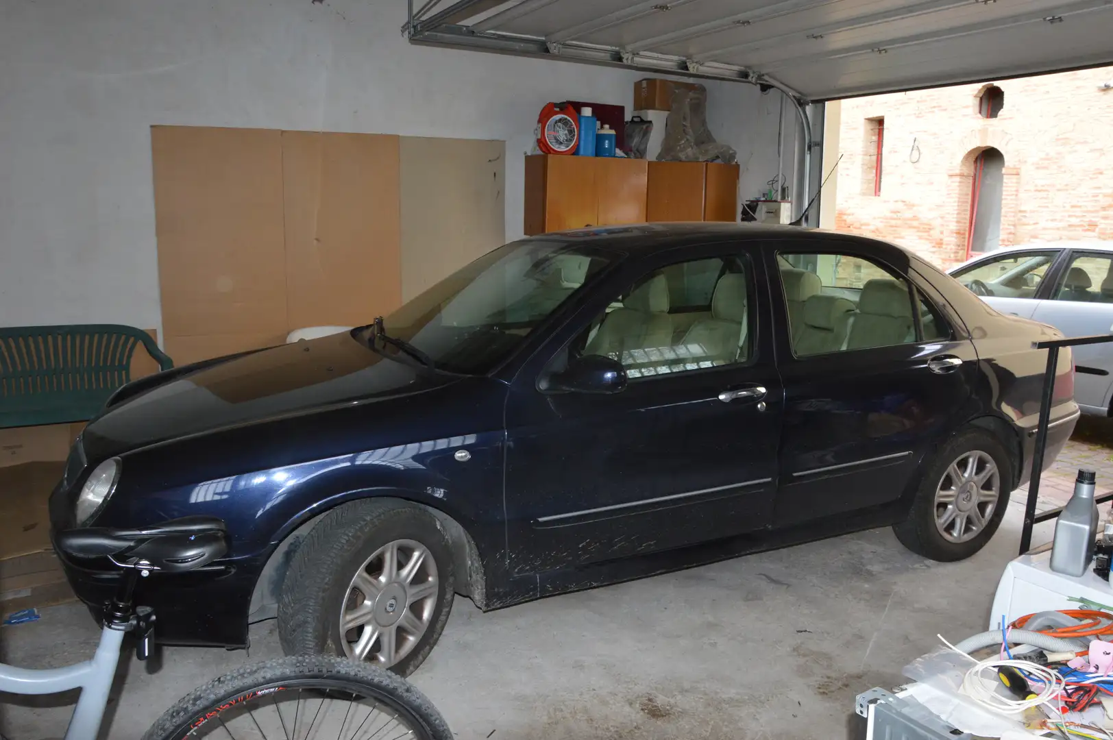 Lancia Lybra 1.9 jtd 115cv berlina Azul - 1
