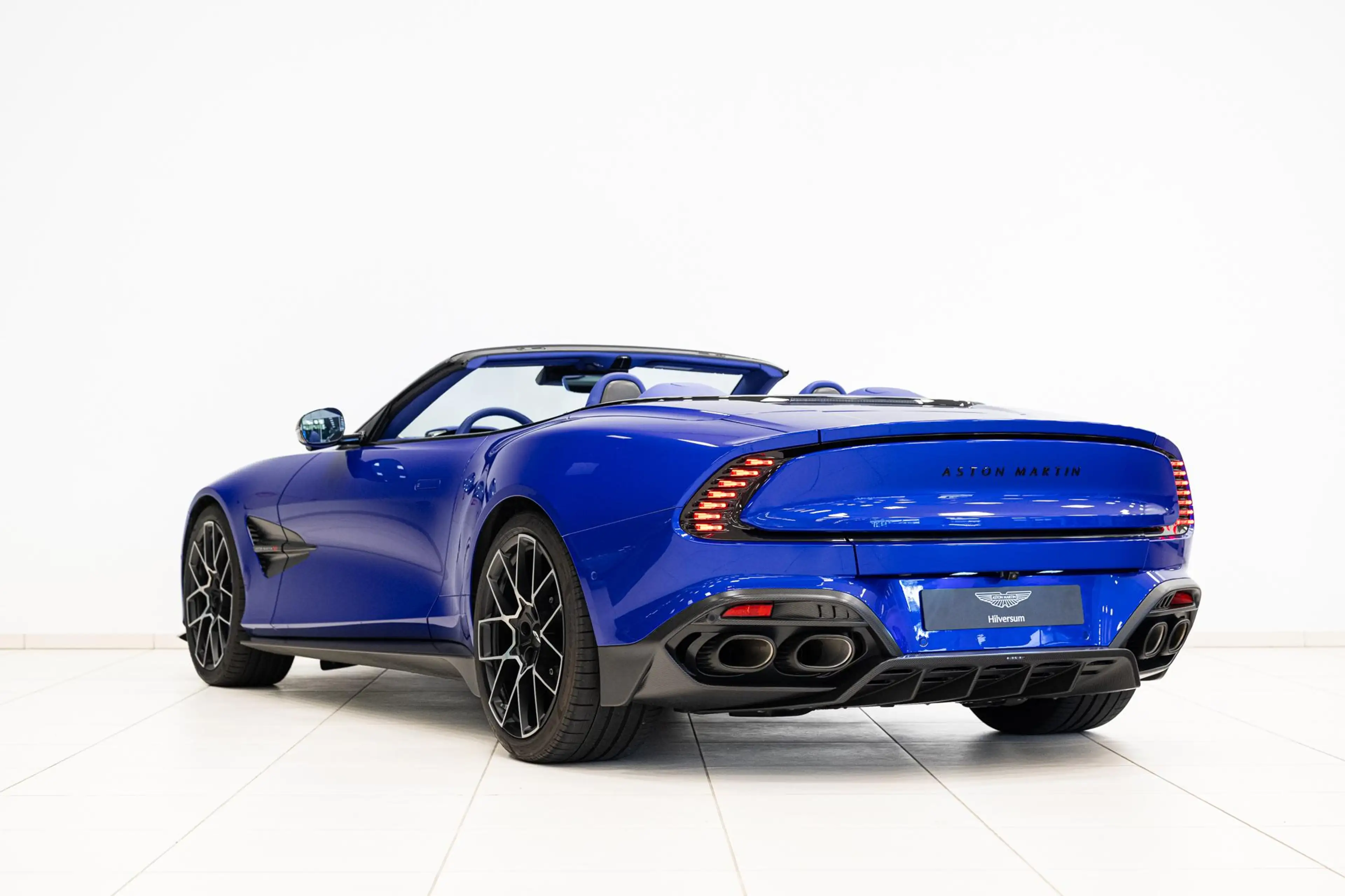 Aston Martin Vanquish Volante Incl. BPM — photo 4