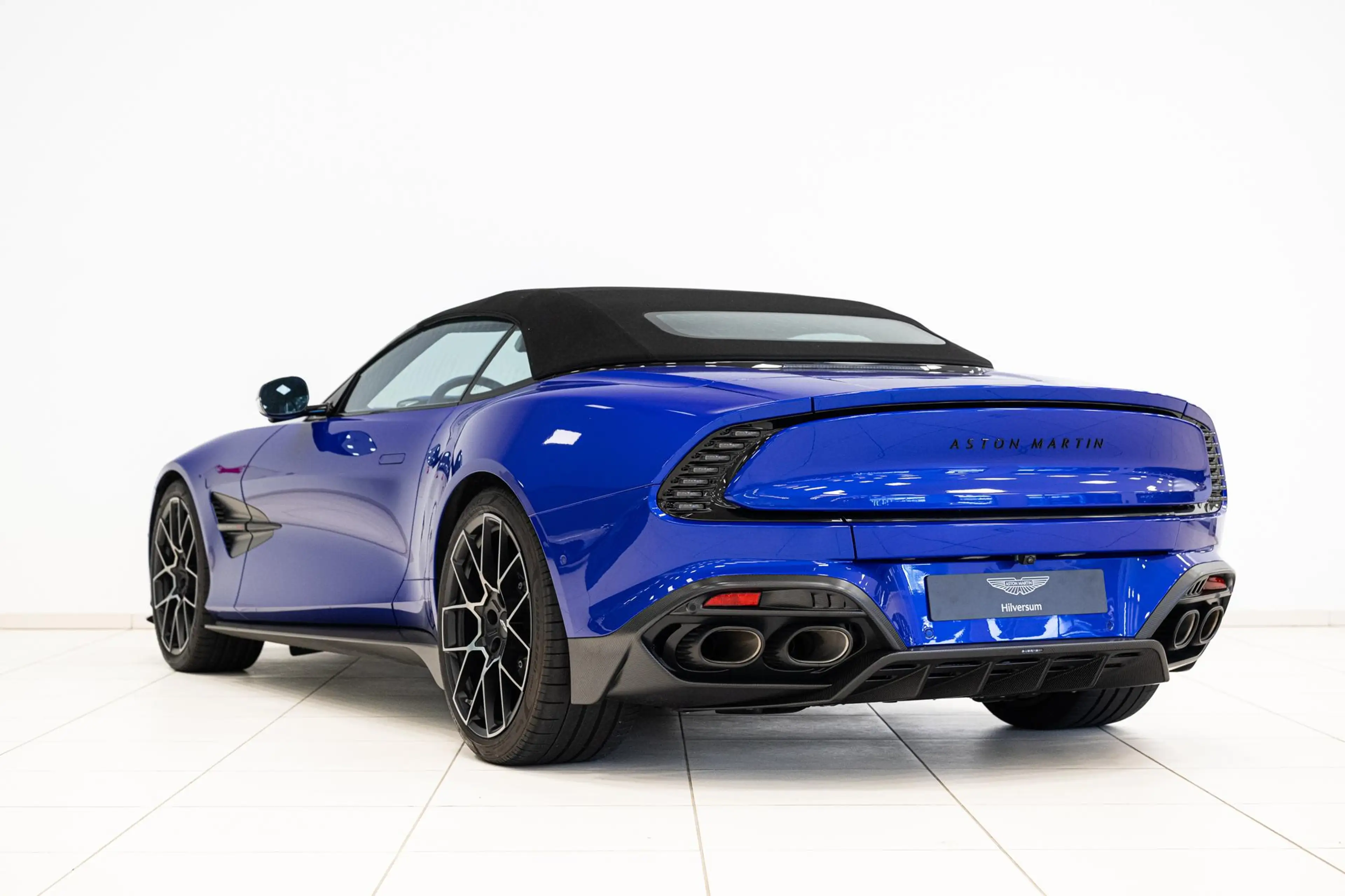 Aston Martin Vanquish Volante Incl. BPM — photo 12