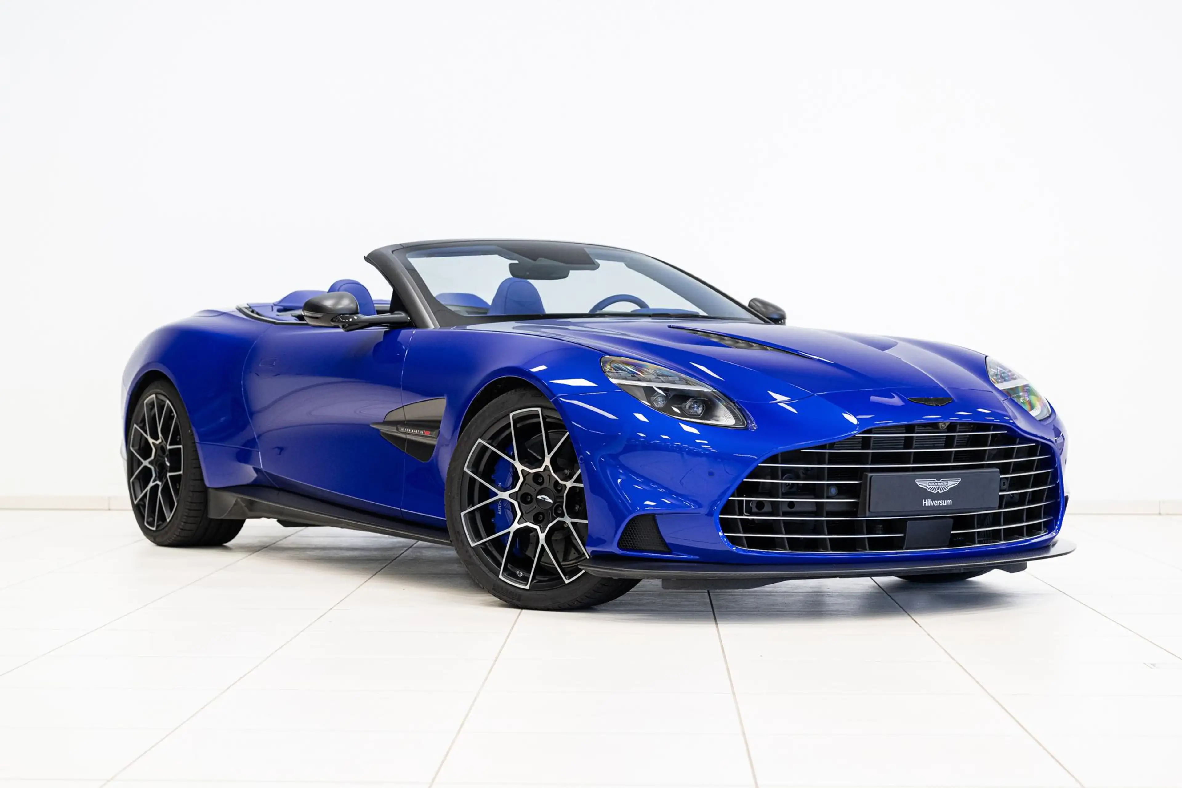 Aston Martin Vanquish Volante Incl. BPM — photo 2