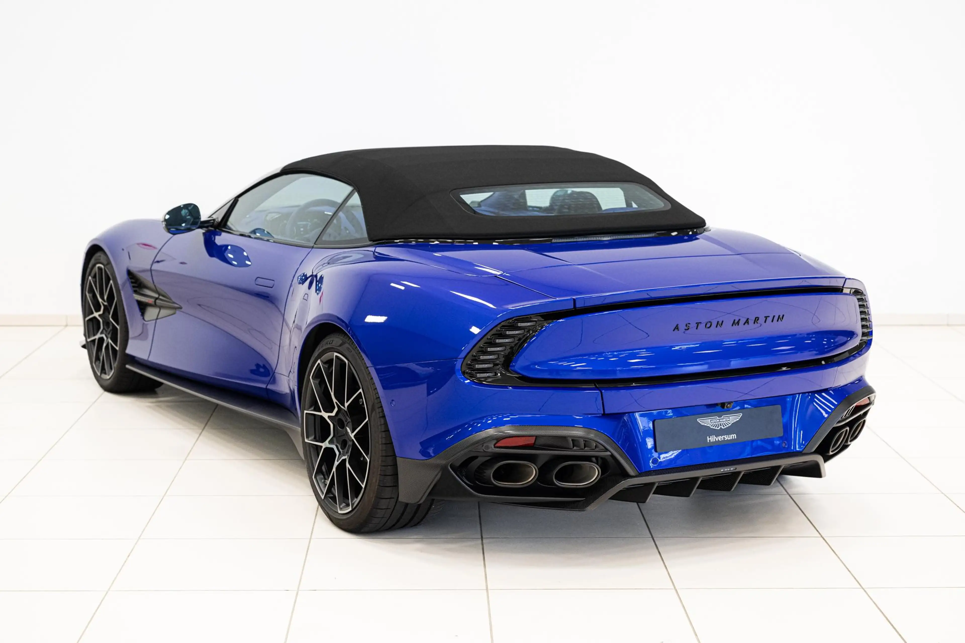 Aston Martin Vanquish Volante Incl. BPM — photo 11