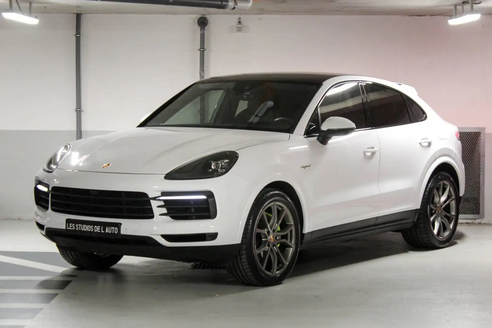 Porsche Cayenne Coupe 3.0 V6 462ch E-Hybrid Euro6d-T-EVAP-ISC Blanc - 1